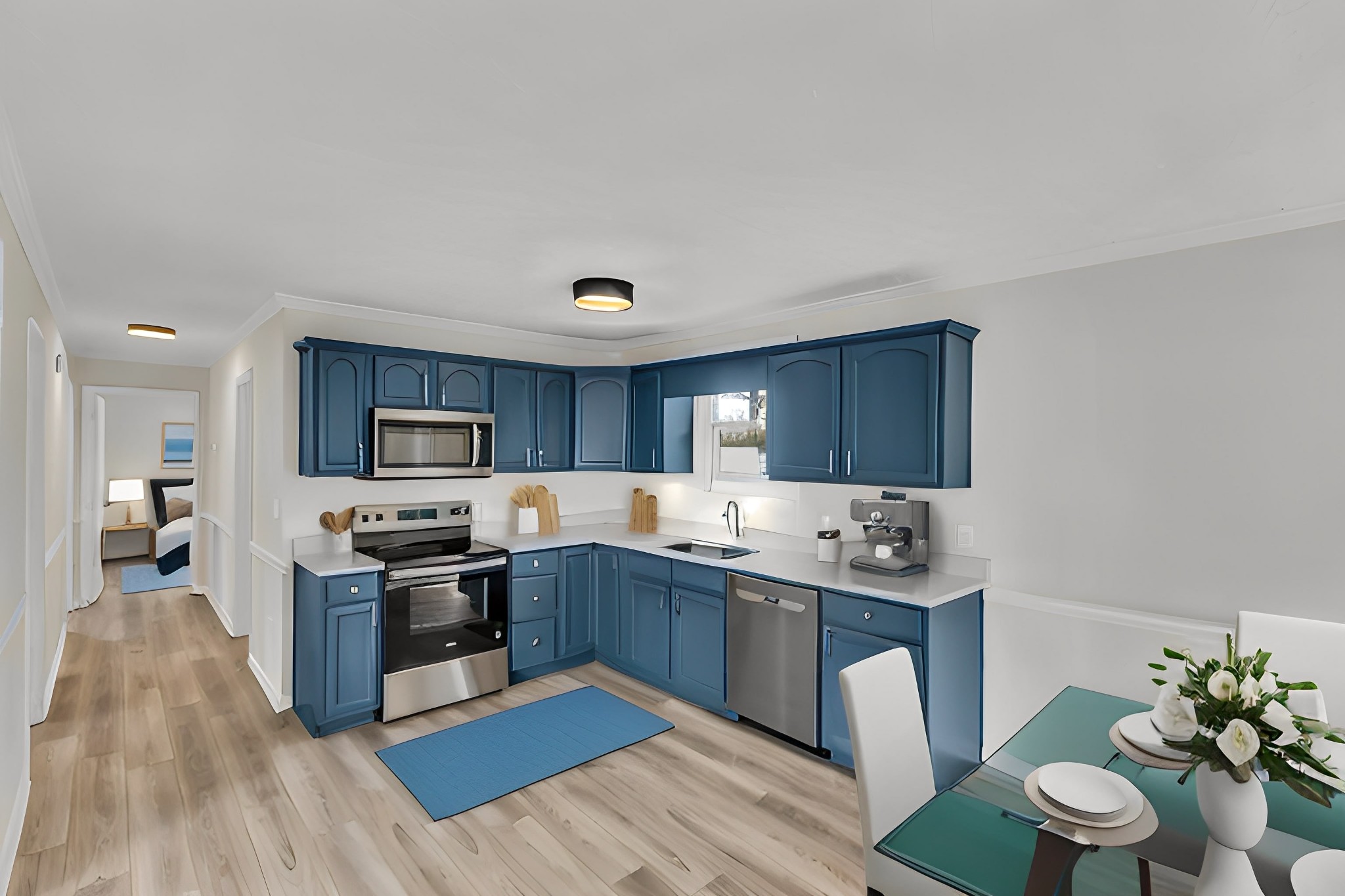 116 Ingram St Property Photo 6