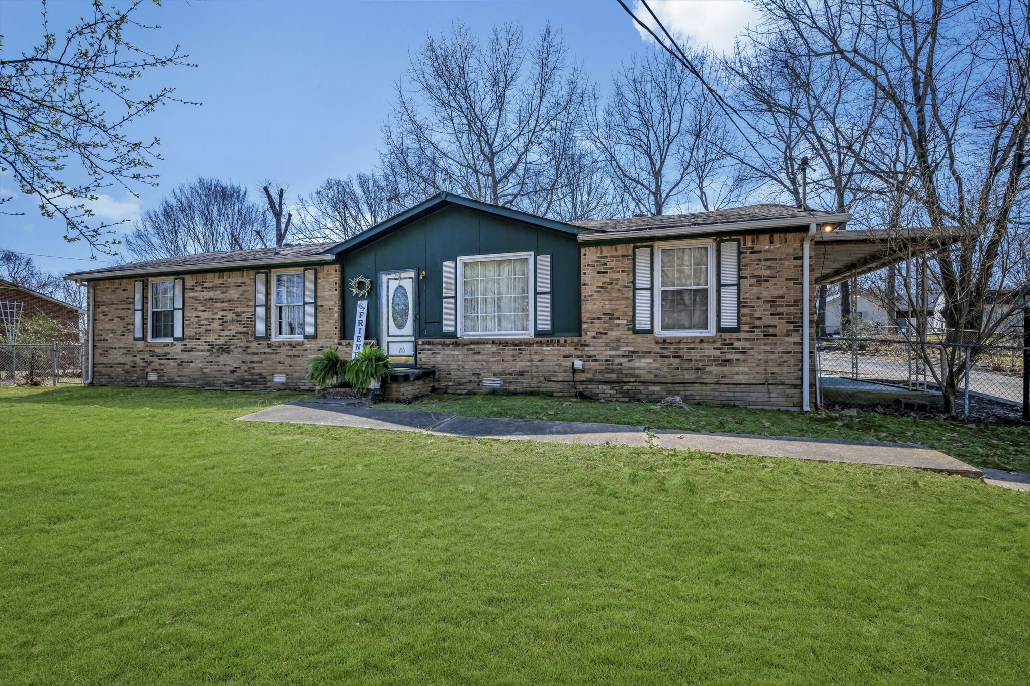156 Ravenwood Cir Property Photo 1