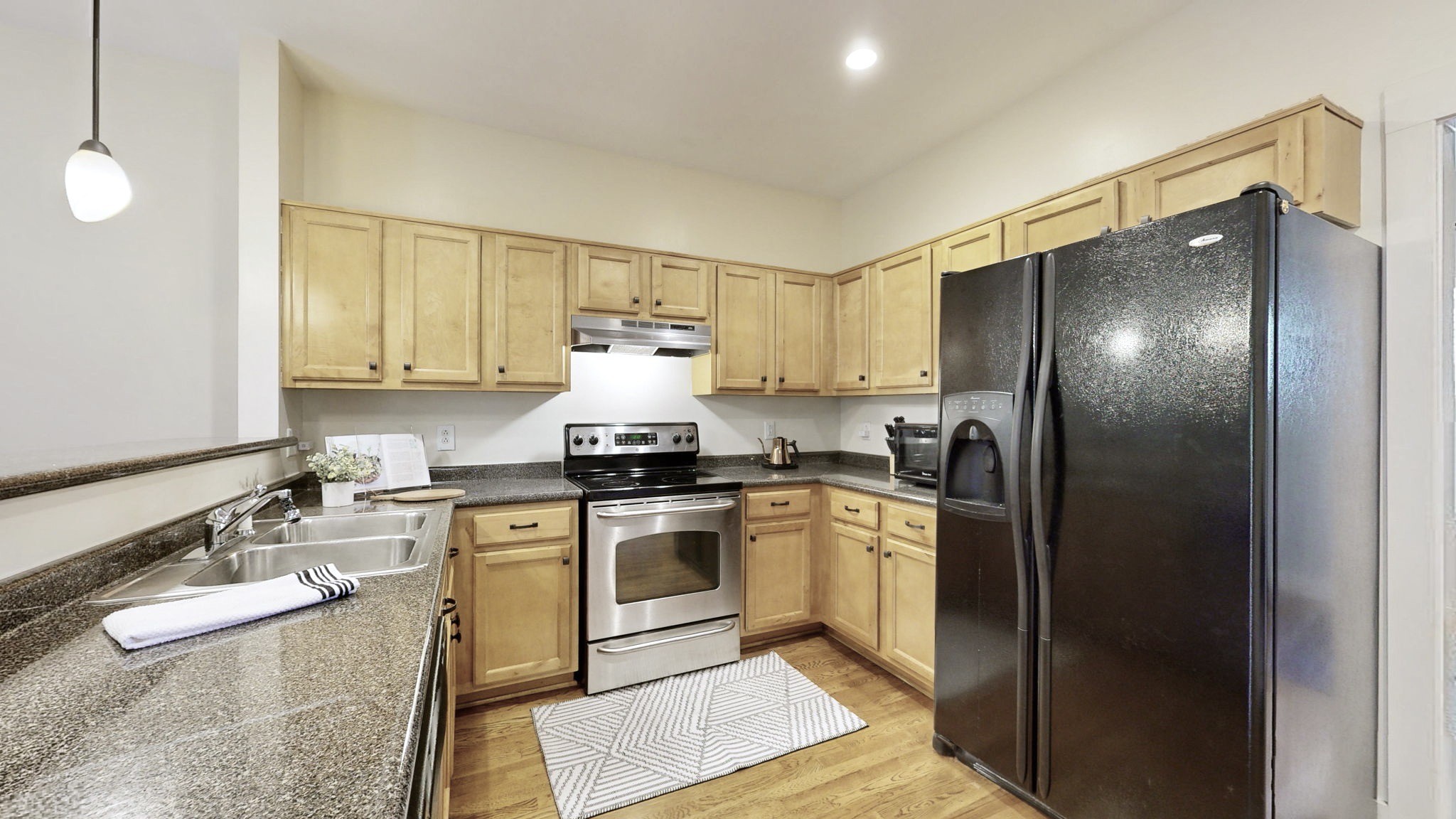 507 Swiss Ave Property Photo 11