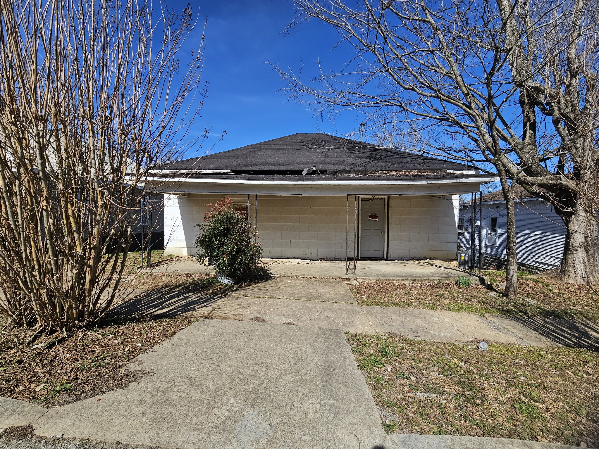 414 Maple St Property Photo 1