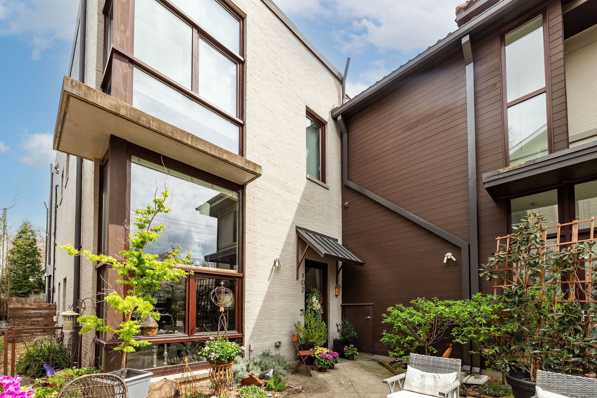 2218 Belmont Blvd Property Photo