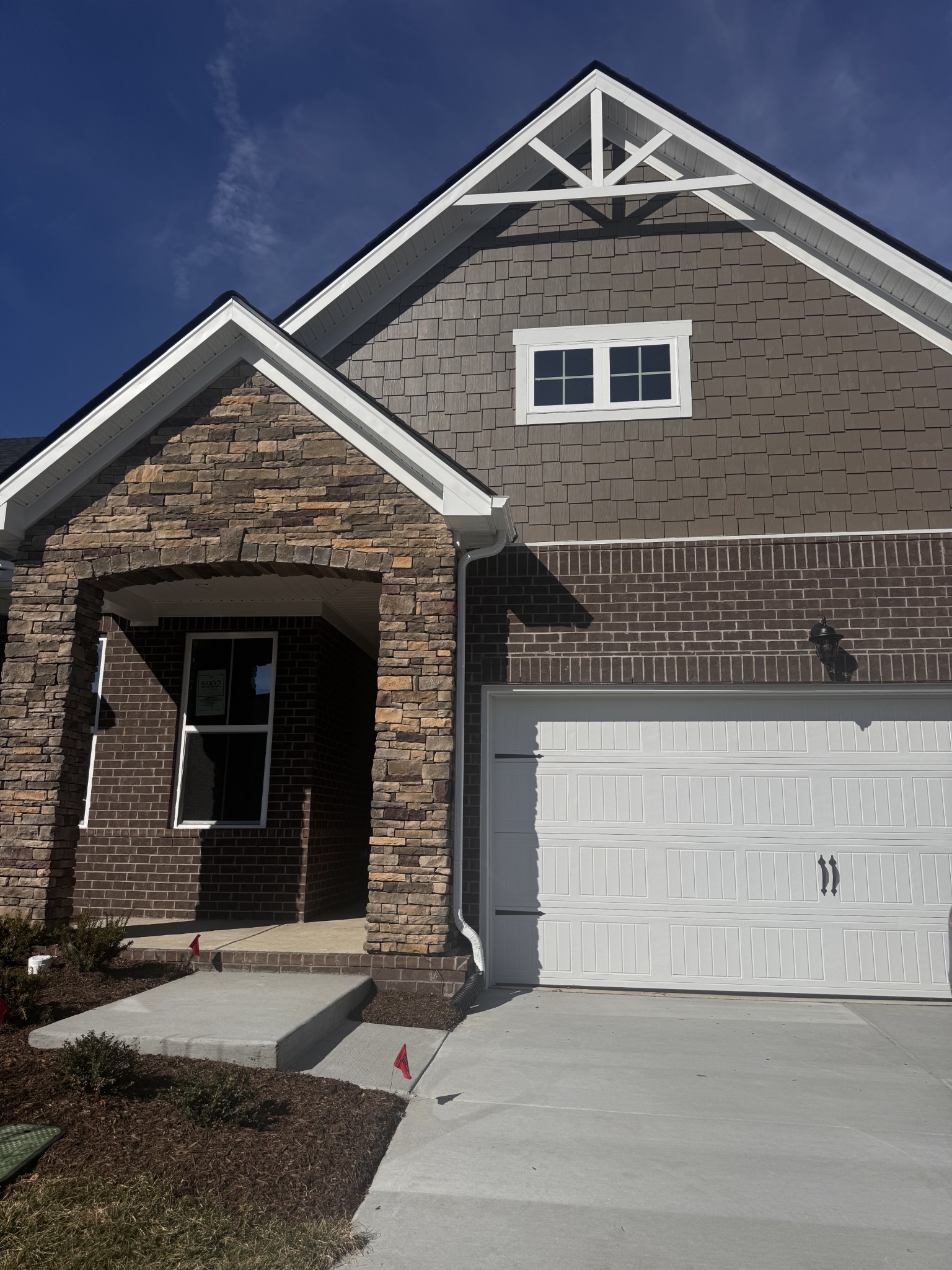160 Willow Bend Dr Property Photo