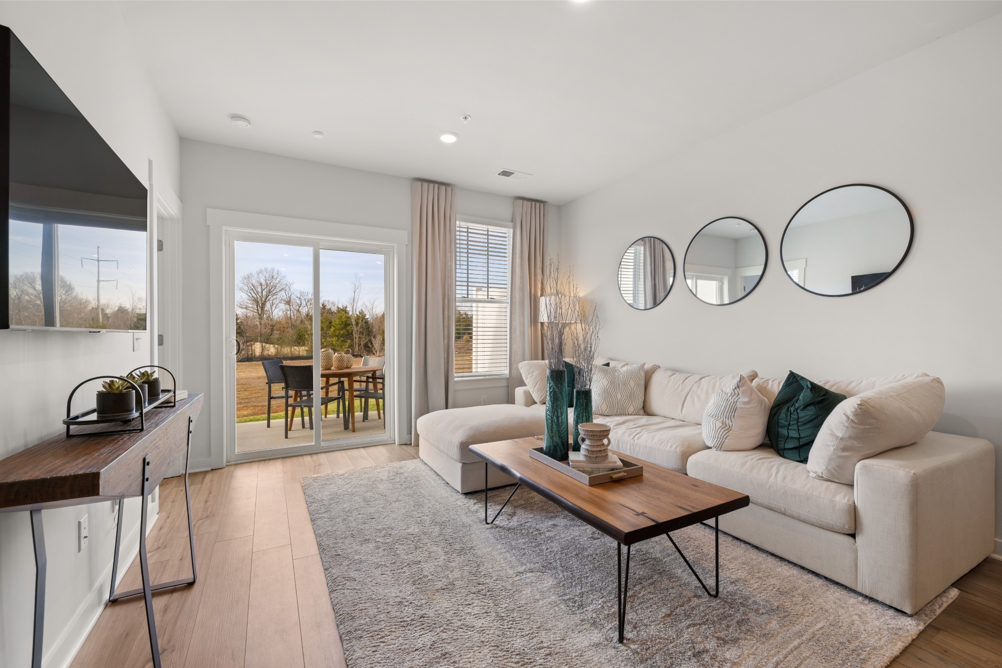 1634 Manuka Lane Property Photo 1