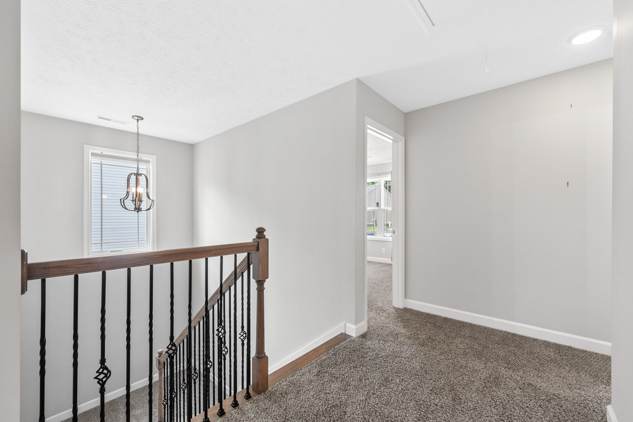 1025 Brightwood Ct Property Photo 15