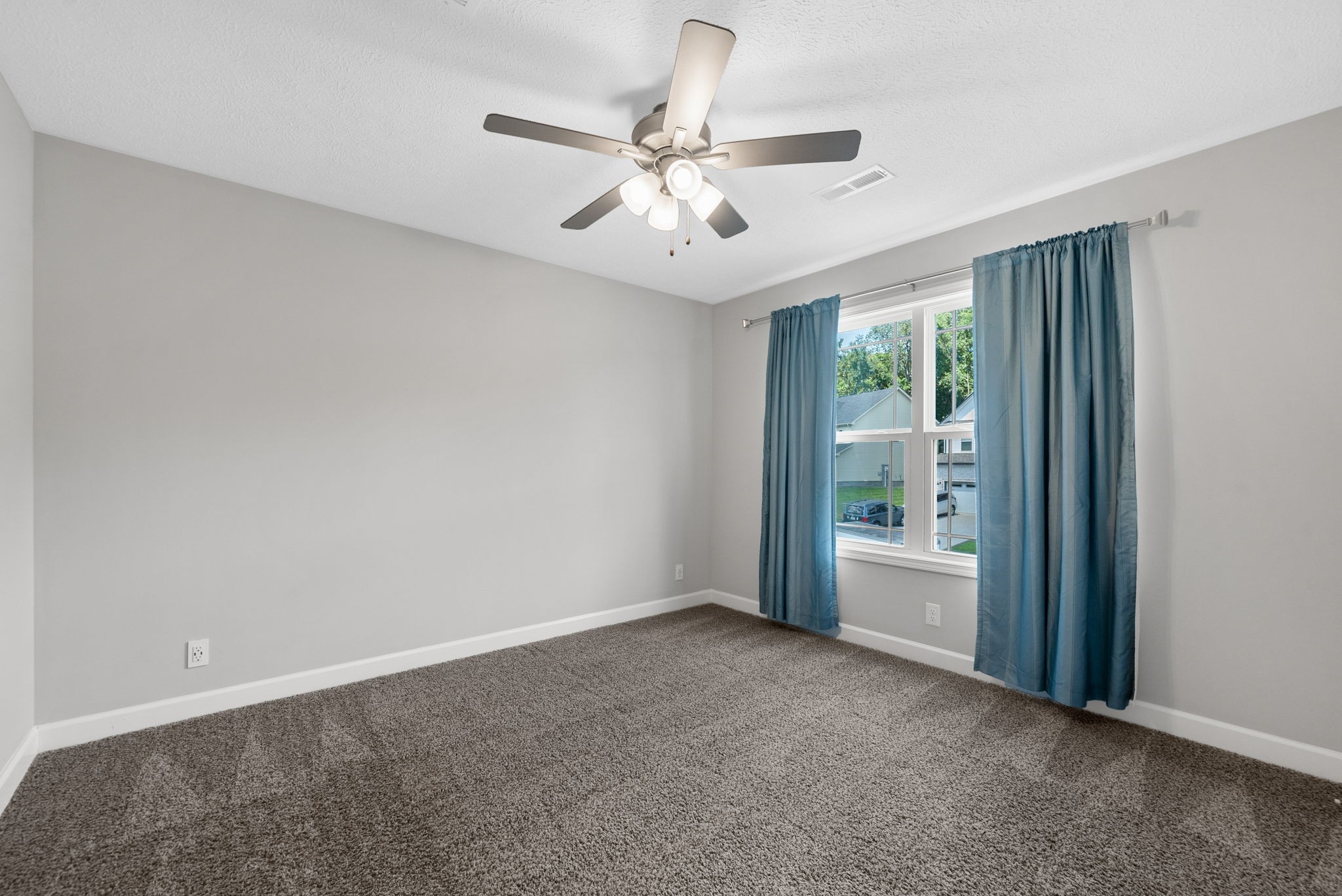 1025 Brightwood Ct Property Photo 28