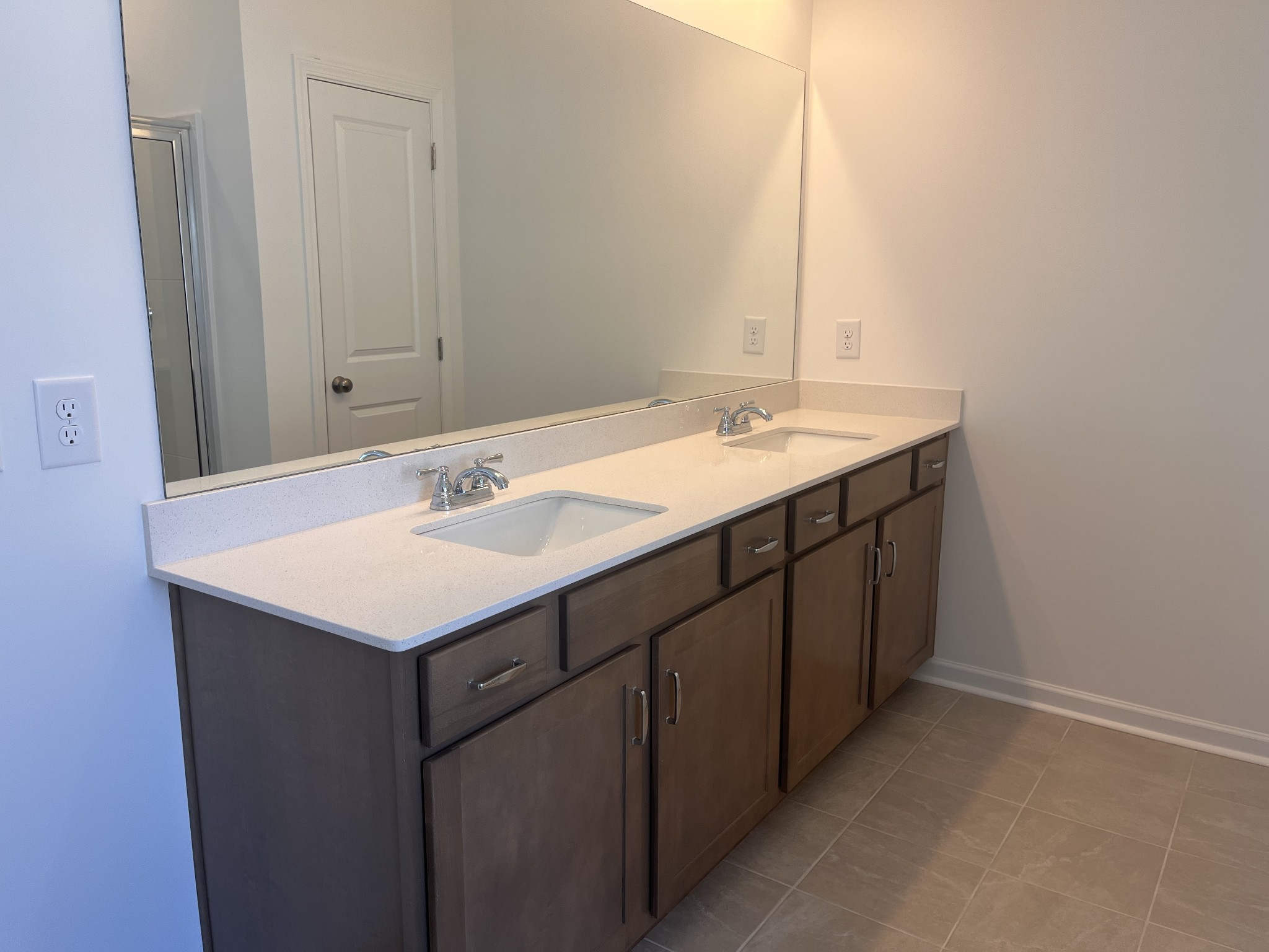 223 Hillview Ave Property Photo 13