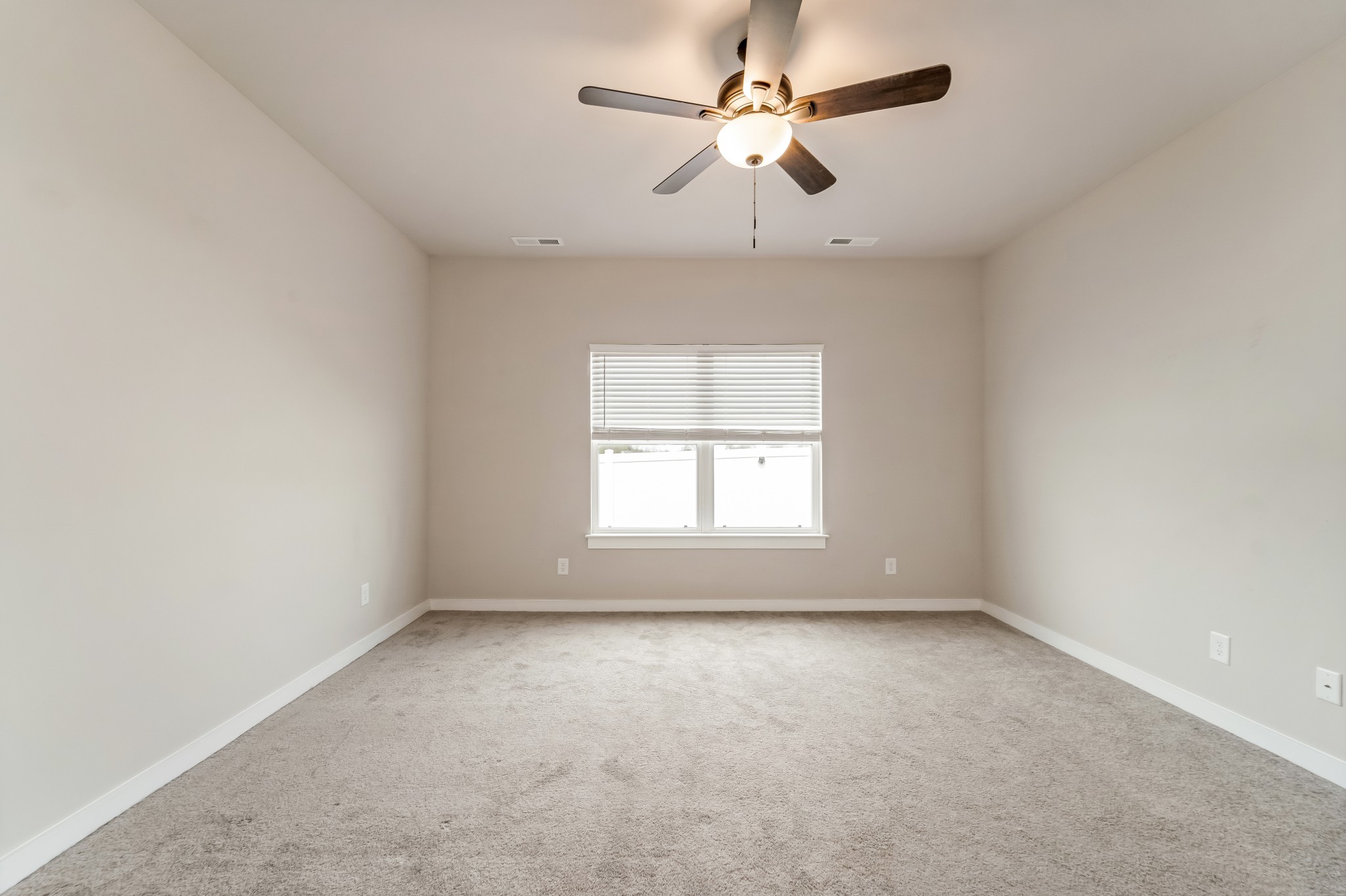 201 Triple Crown Ct Property Photo 22