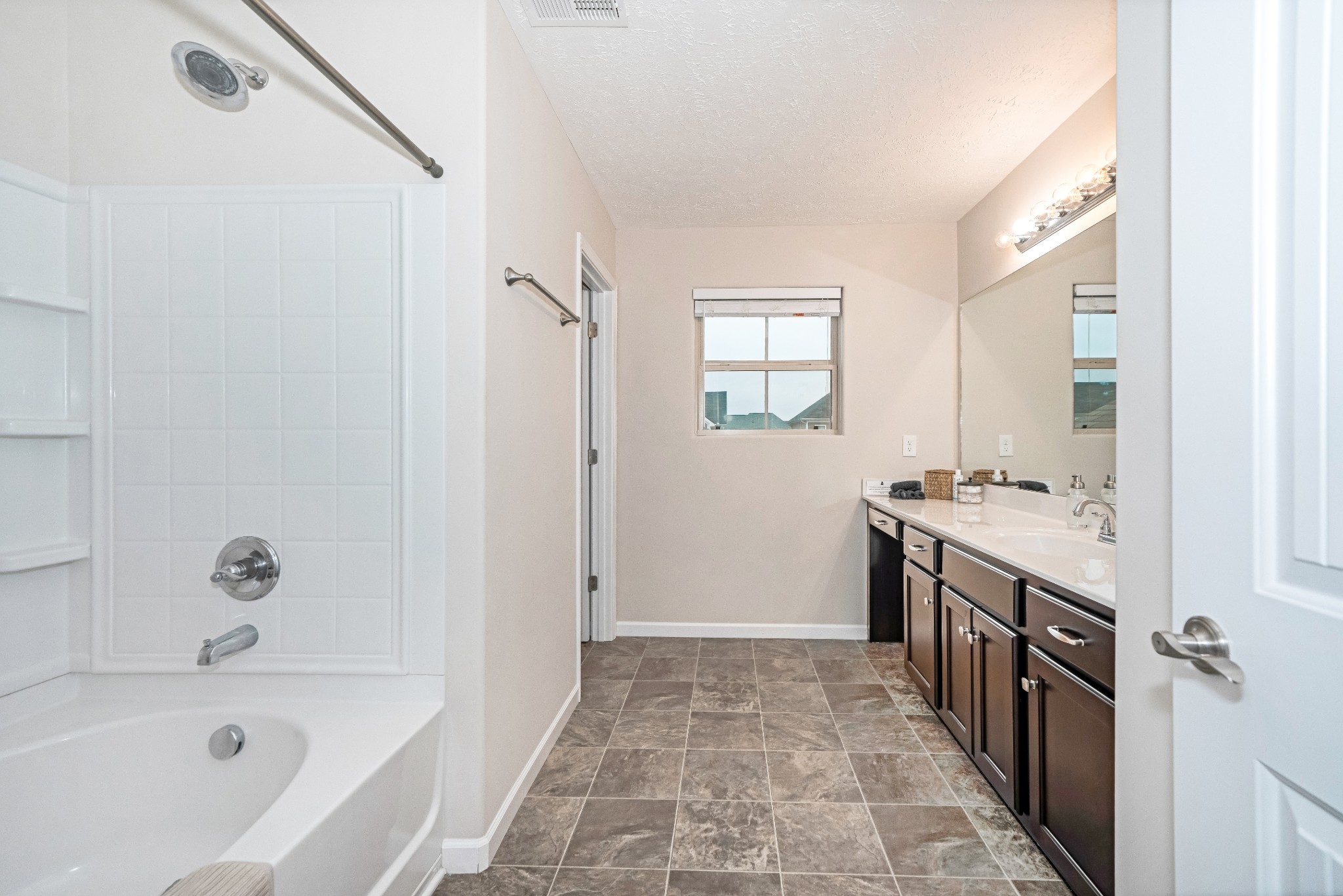 4218 Golden Sun Ct Property Photo 34