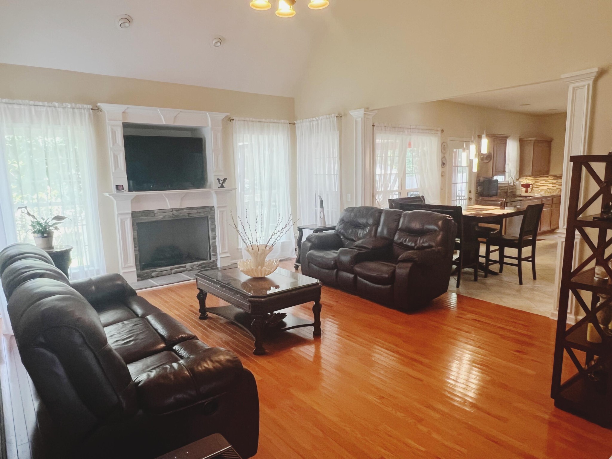 7087 Neville Drive Property Photo 12