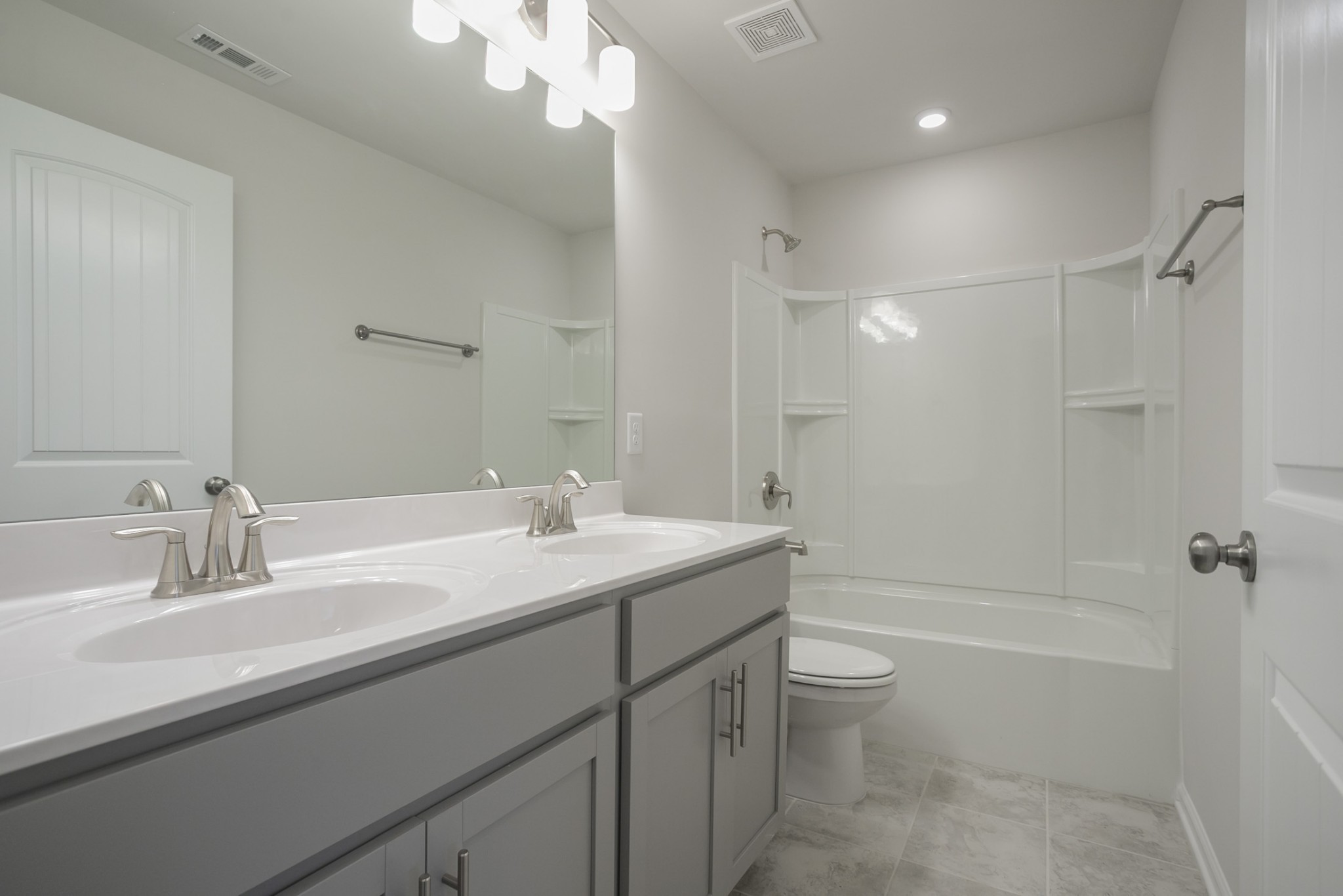 528 Medwyk Dr Property Photo 16