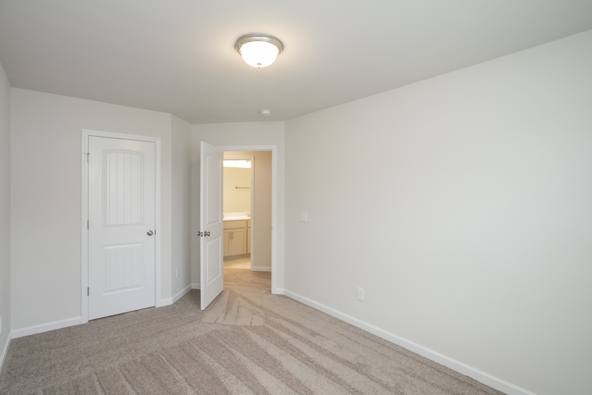 528 Medwyk Dr Property Photo 19