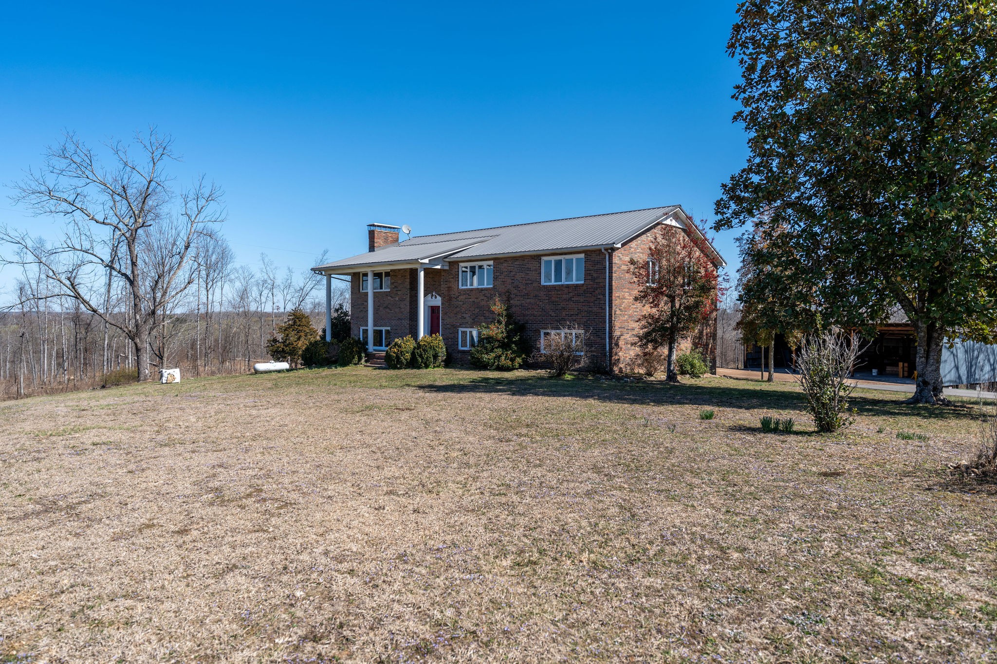 111 Kelleys Chapel Rd Property Photo 1