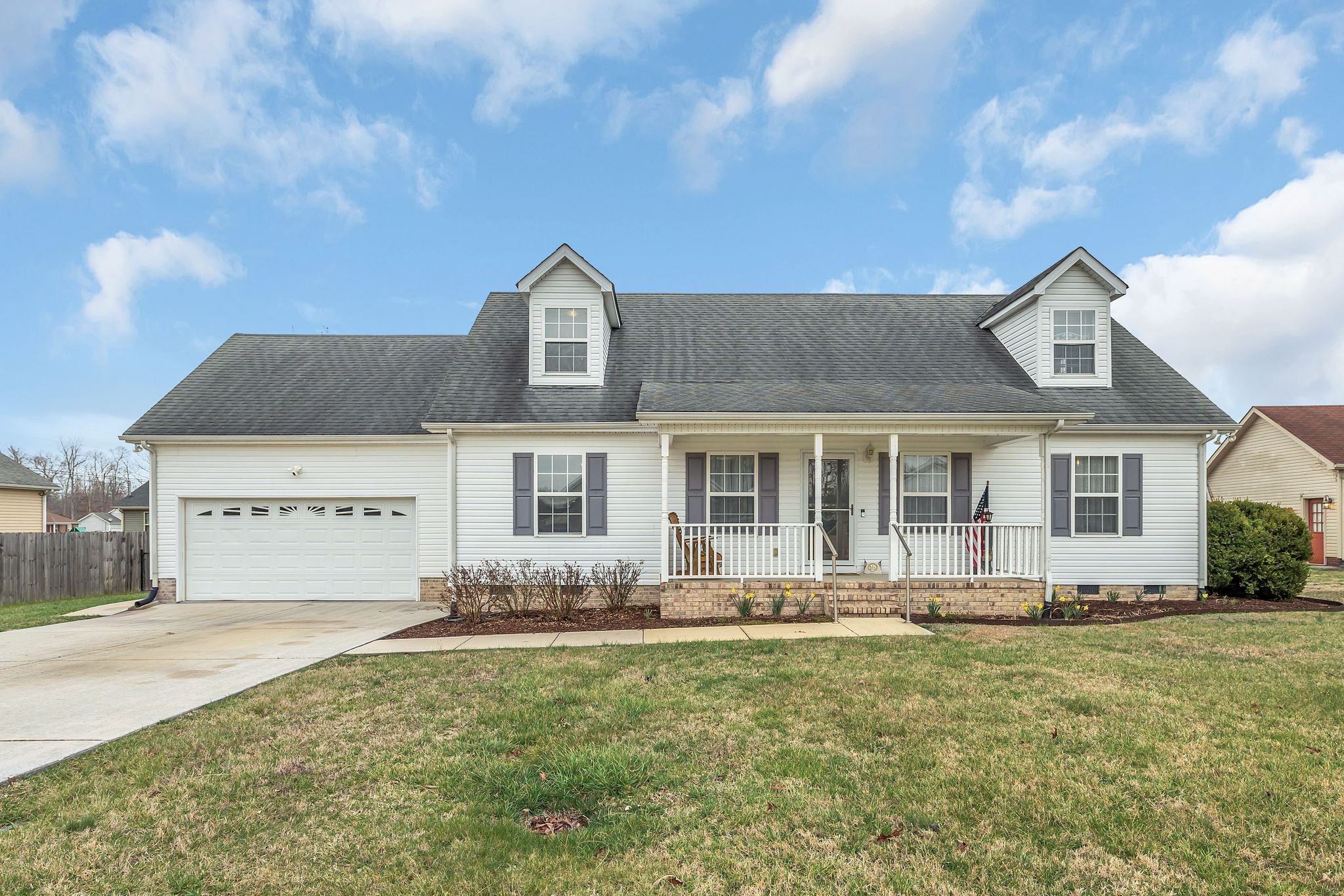 600 Indian Springs Cir Property Photo 2