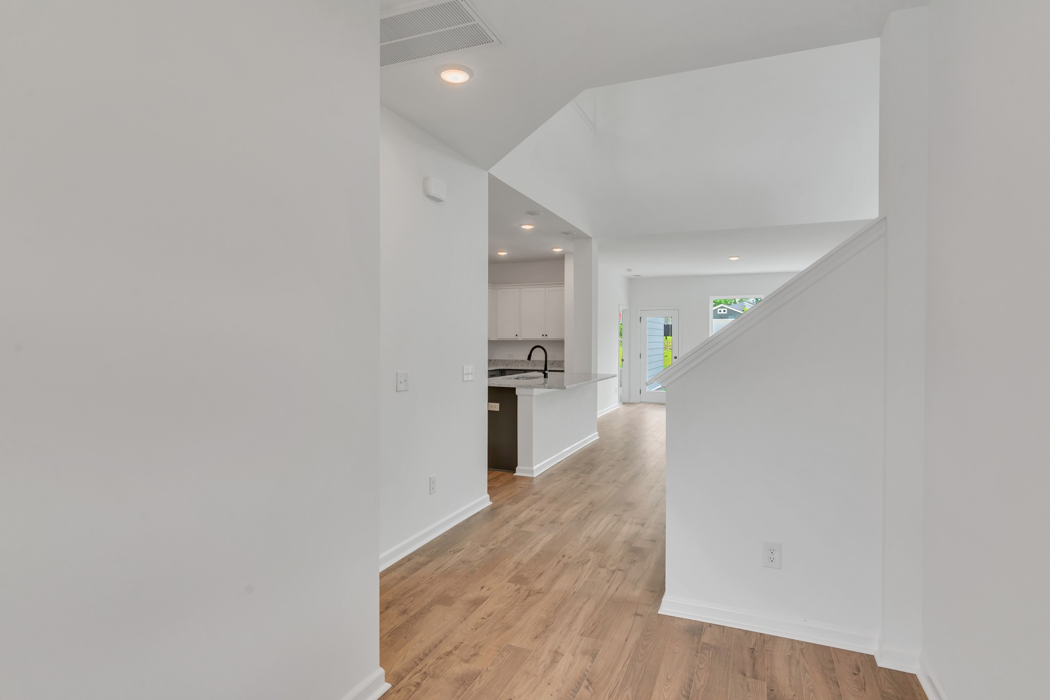 1180 Linn Cove Ct Property Photo 7