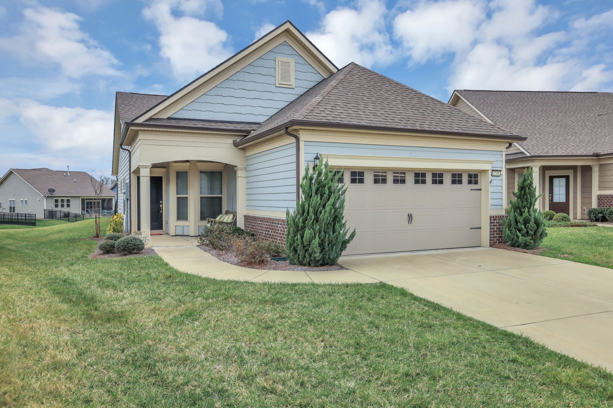 1506 Bledsoe Knl Property Photo 1
