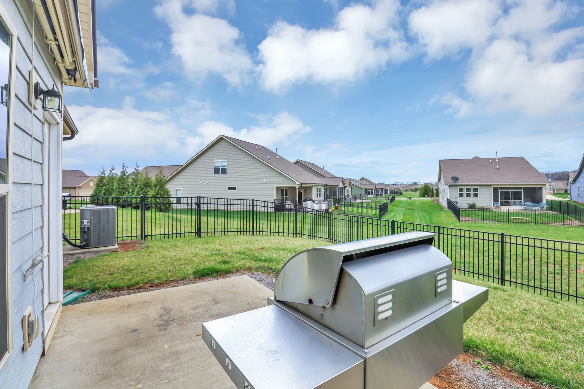 1506 Bledsoe Knl Property Photo 23