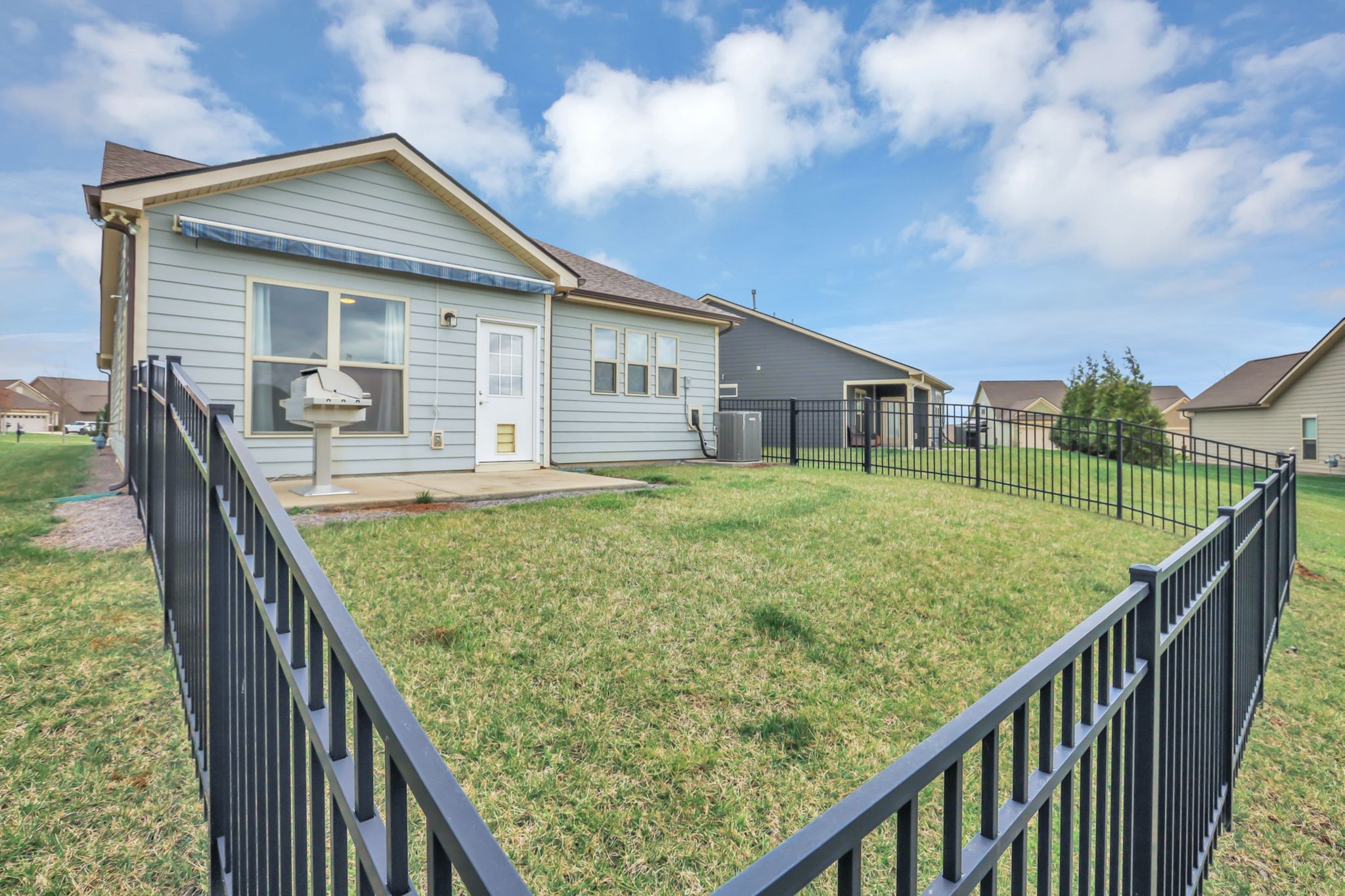 1506 Bledsoe Knl Property Photo 24