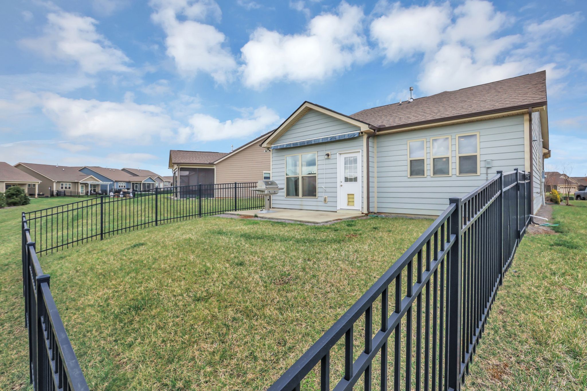 1506 Bledsoe Knl Property Photo 25