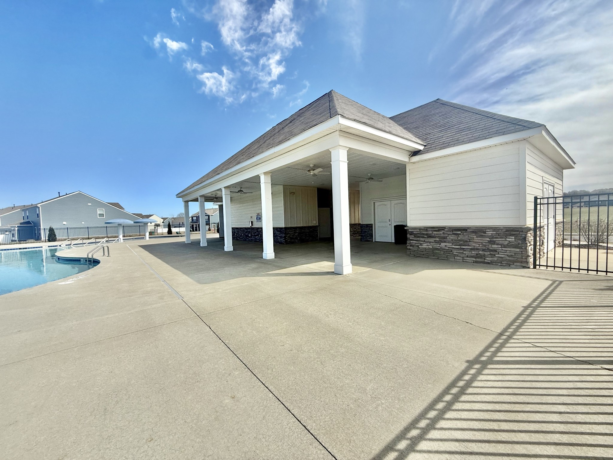 4035 Roane Drive Property Photo 39
