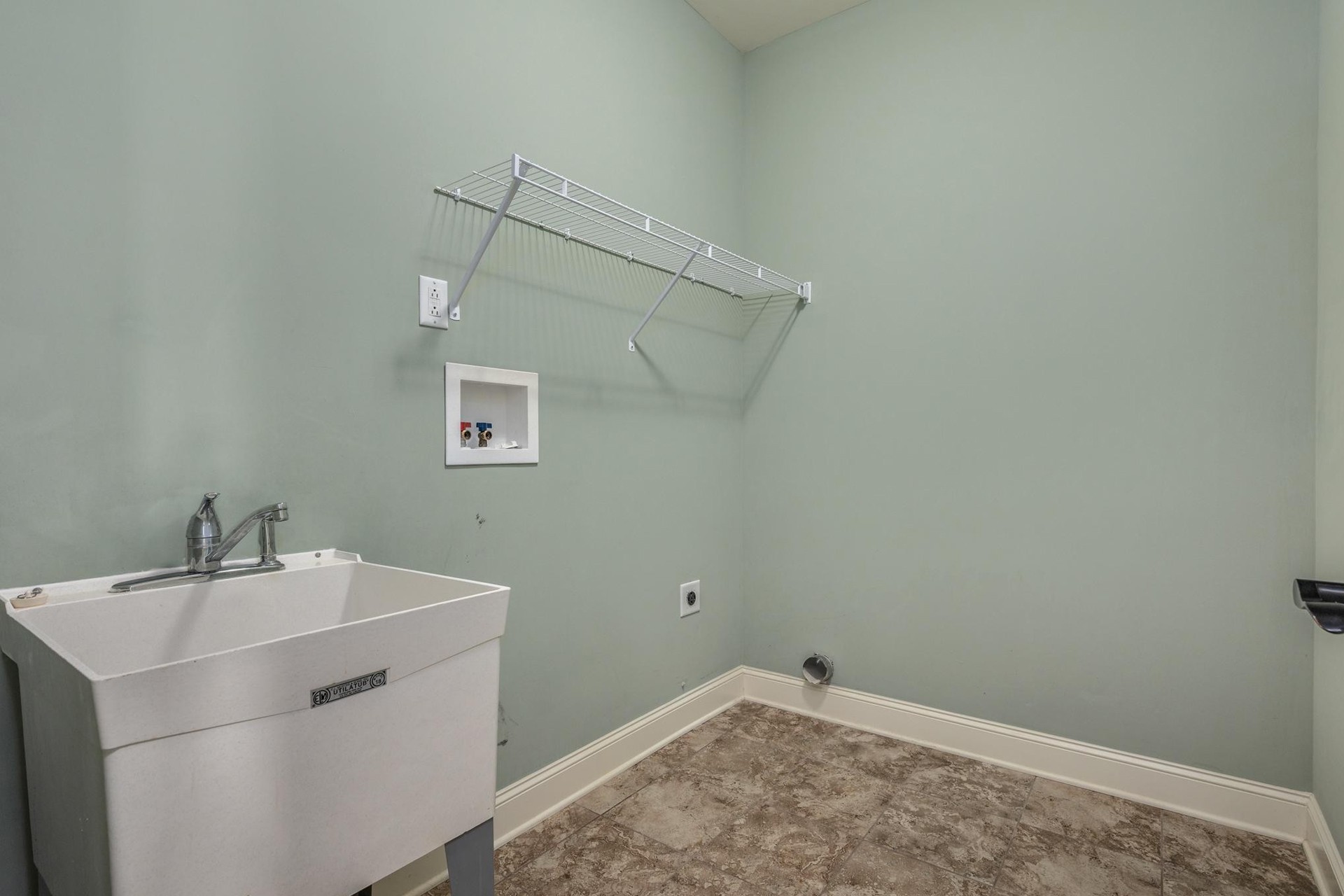 1116 Pegasus Run Property Photo 10