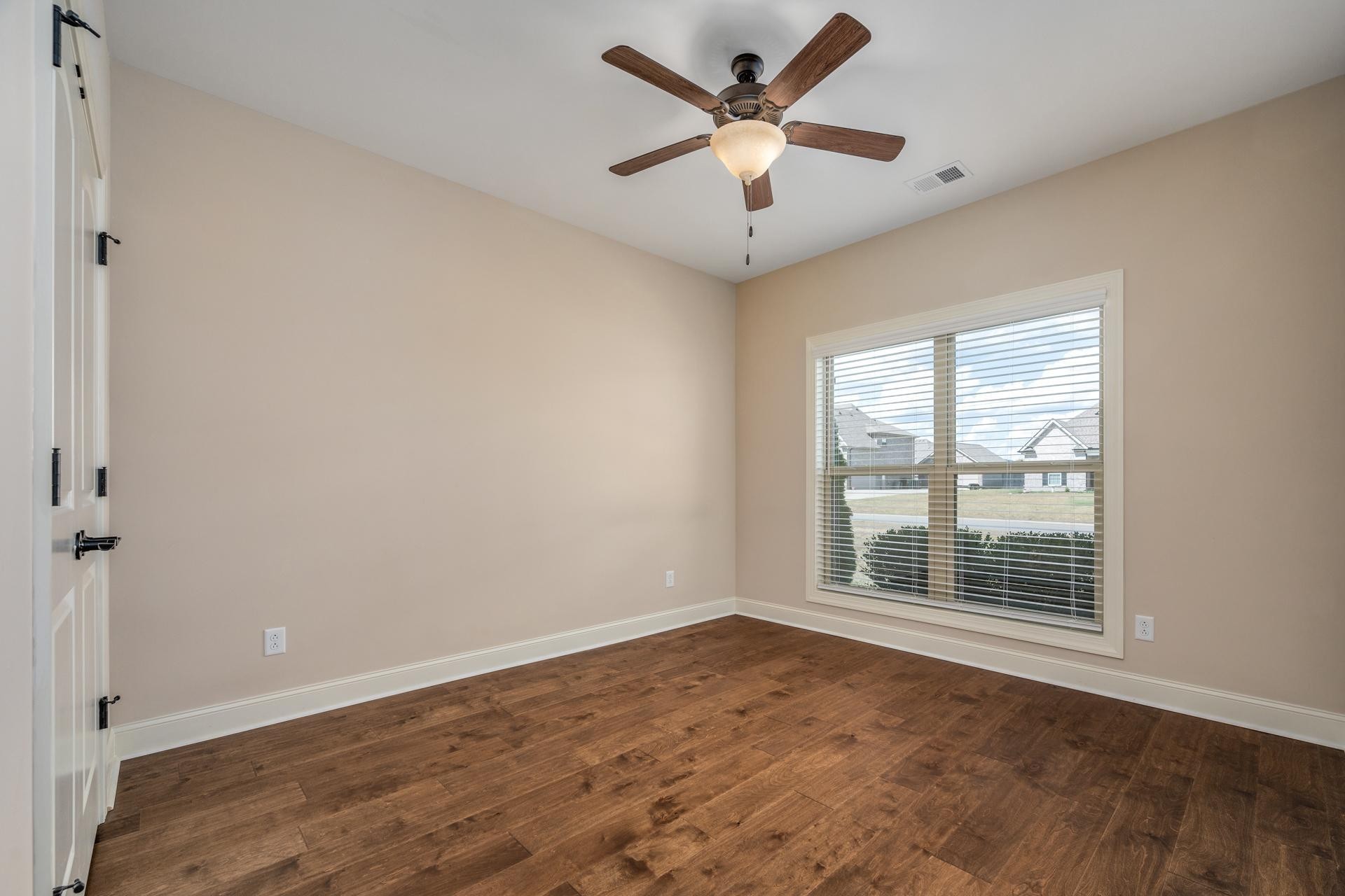 1116 Pegasus Run Property Photo 17