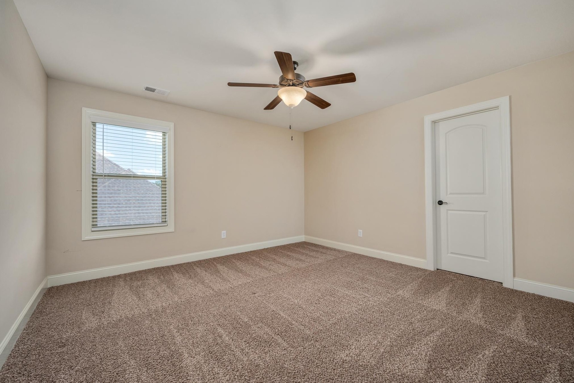 1116 Pegasus Run Property Photo 18