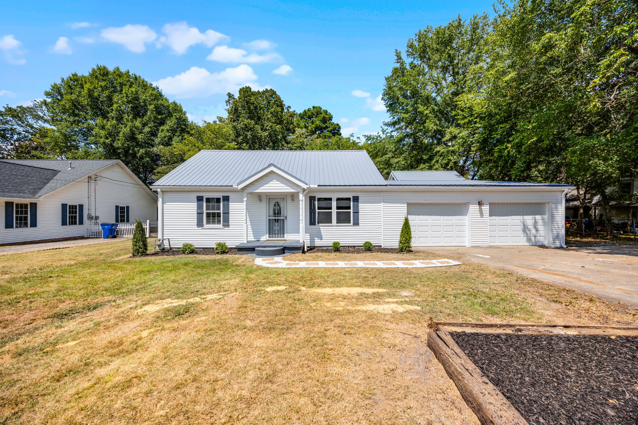 Adamsville Elementary Real Estate Listings Main Image