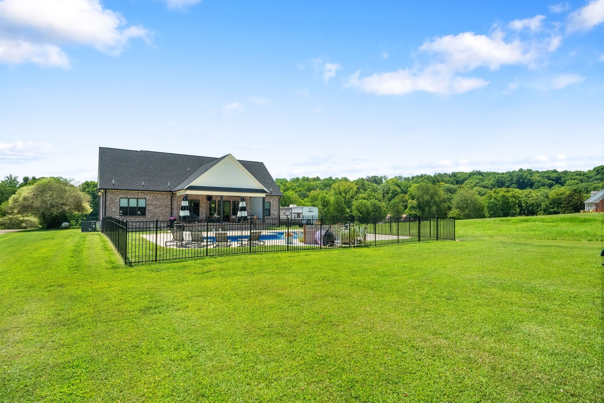 162 Vantrease Rd Property Photo 2
