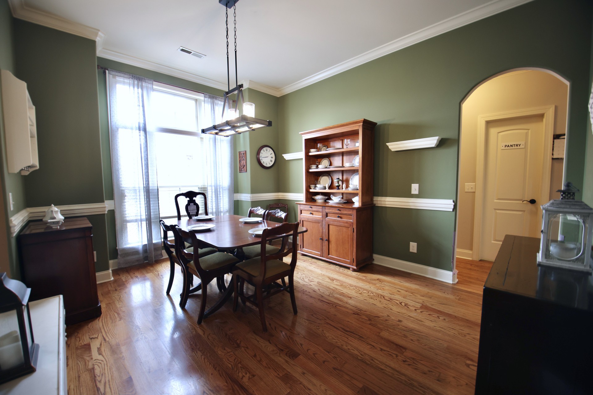 2176 Gorden Xing Property Photo 7