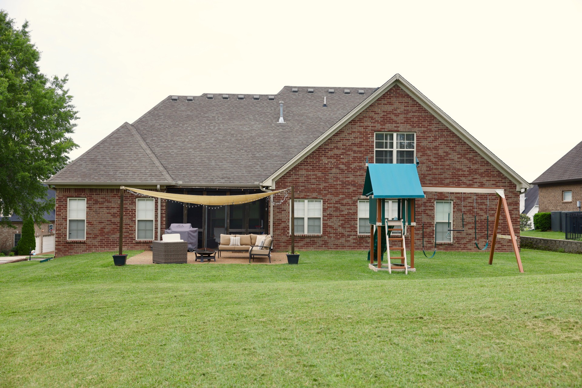 2176 Gorden Xing Property Photo 36