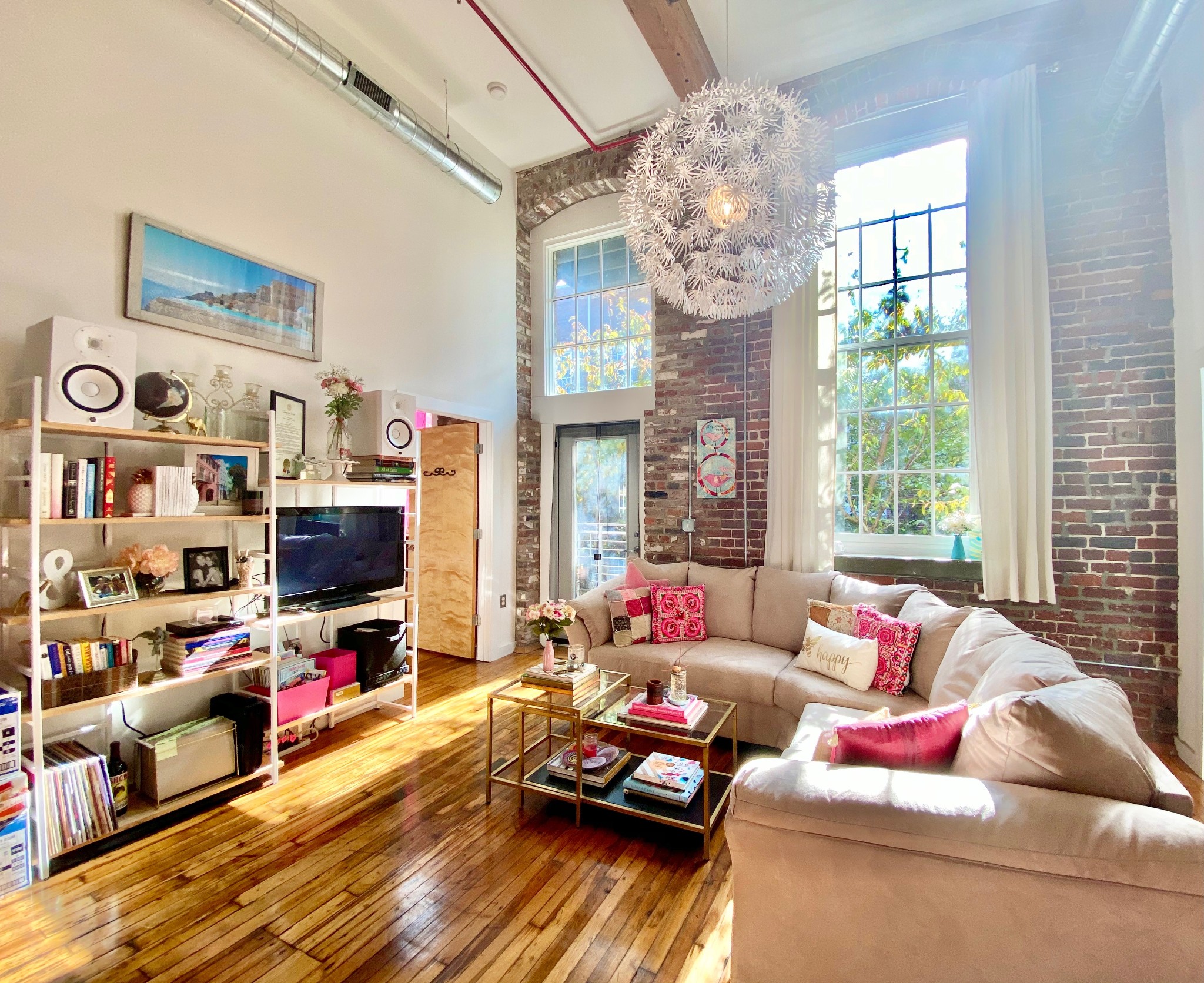 1350 Rosa Parks Blvd Property Photo