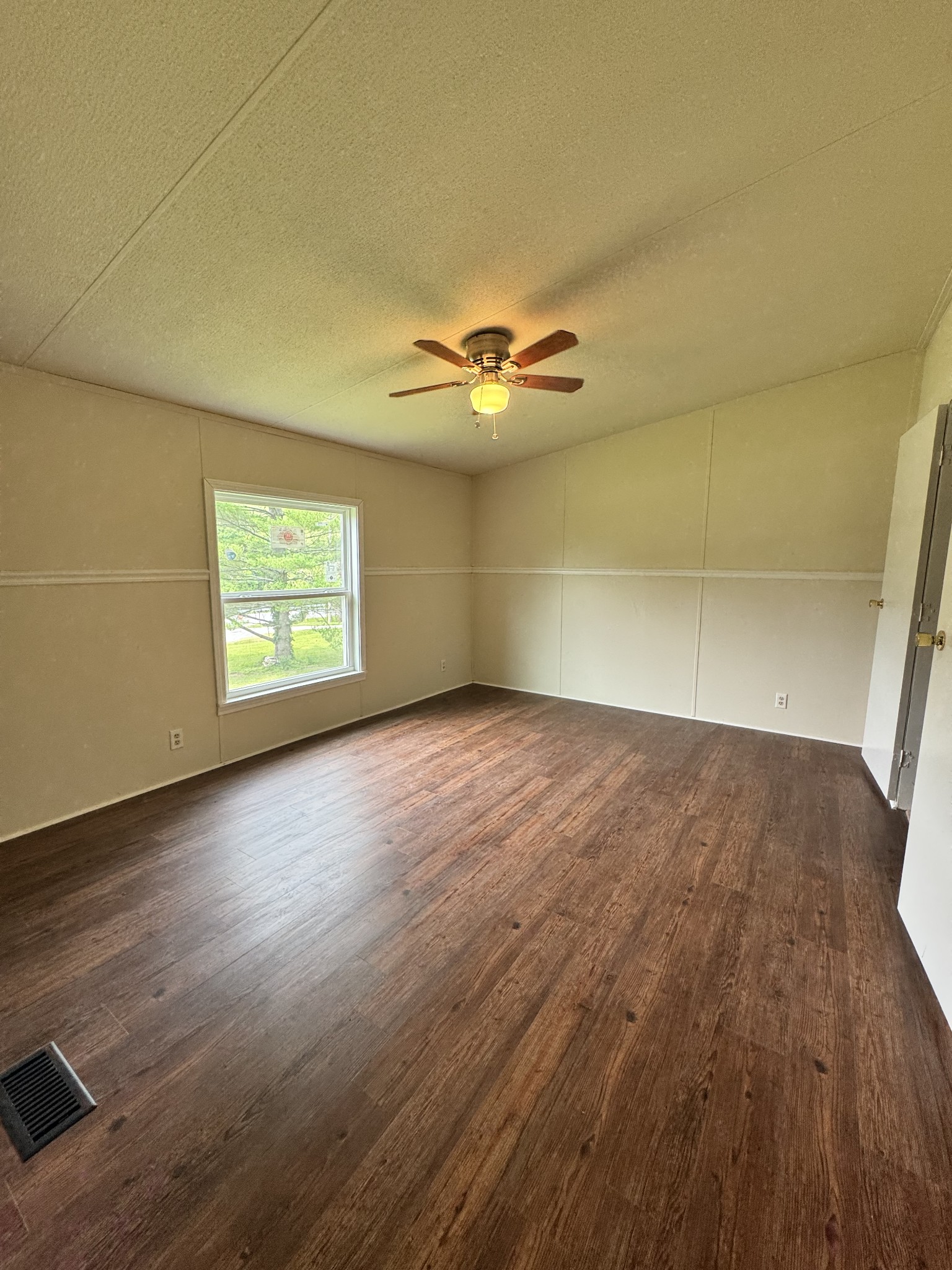 288 Hartsville Pike Property Photo 2