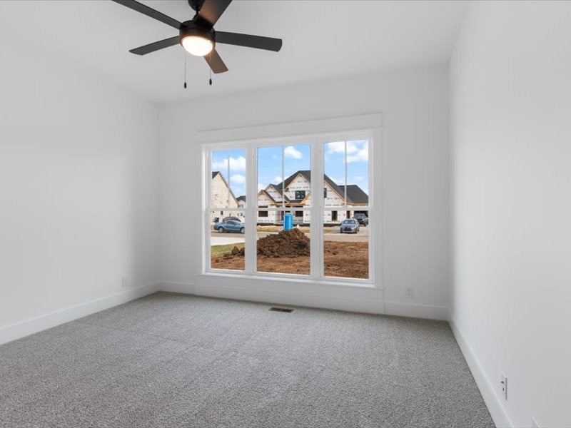 3909 Delzotto Dr Property Photo 28