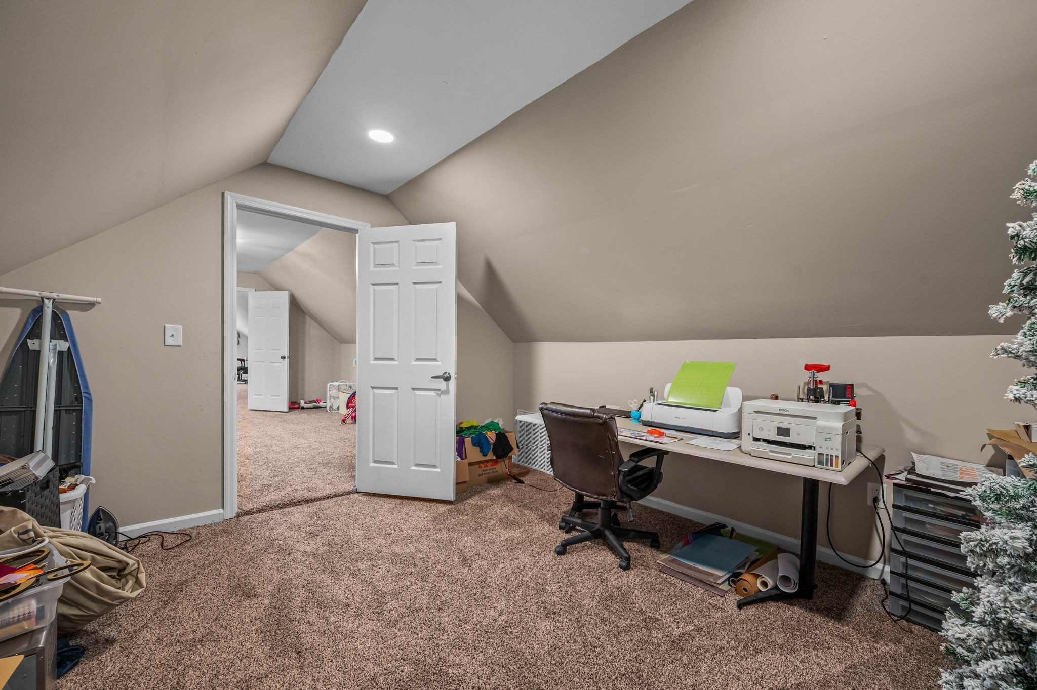 1026 E Mccoury Ln Property Photo 19