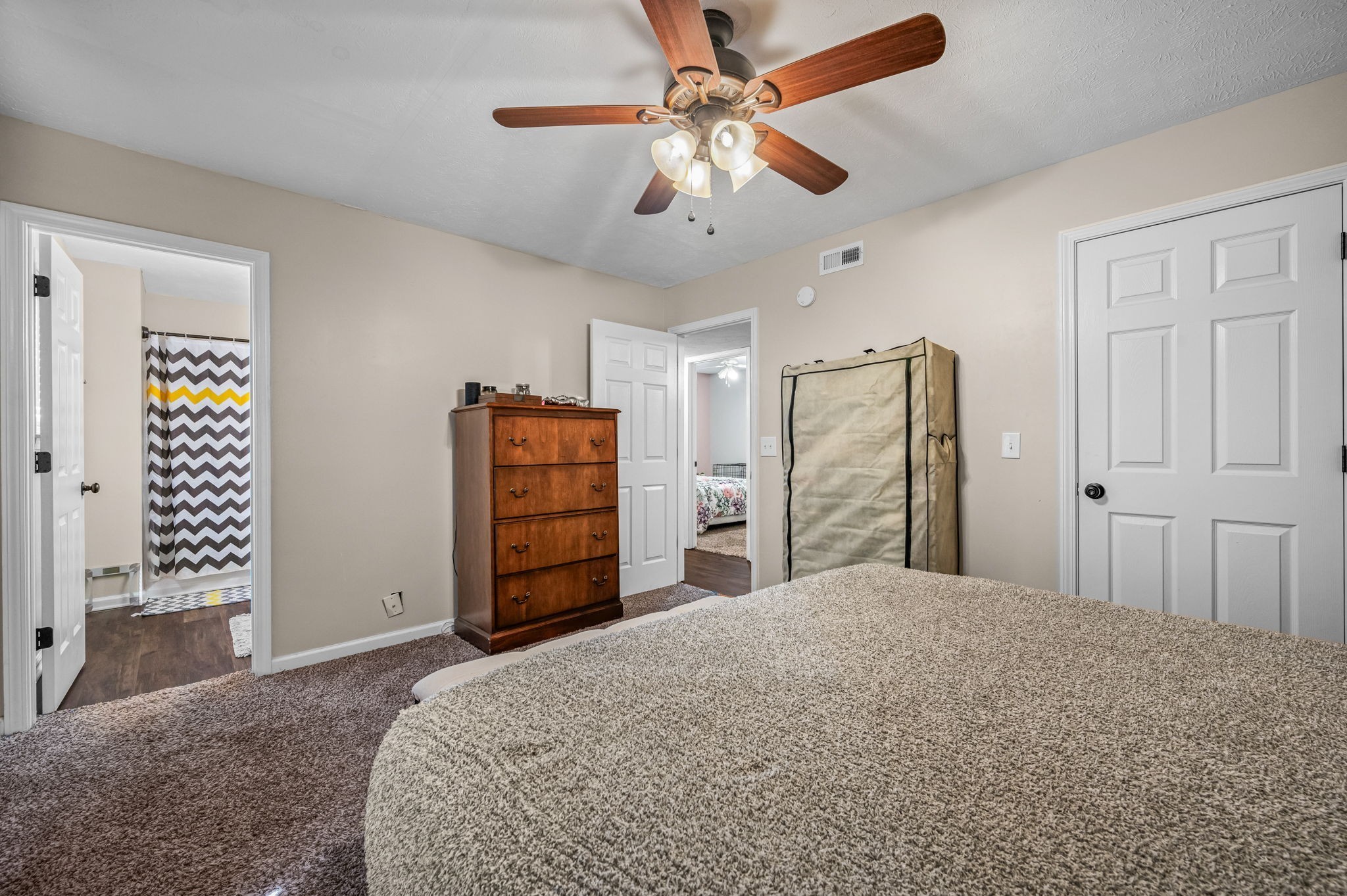1026 E Mccoury Ln Property Photo 21