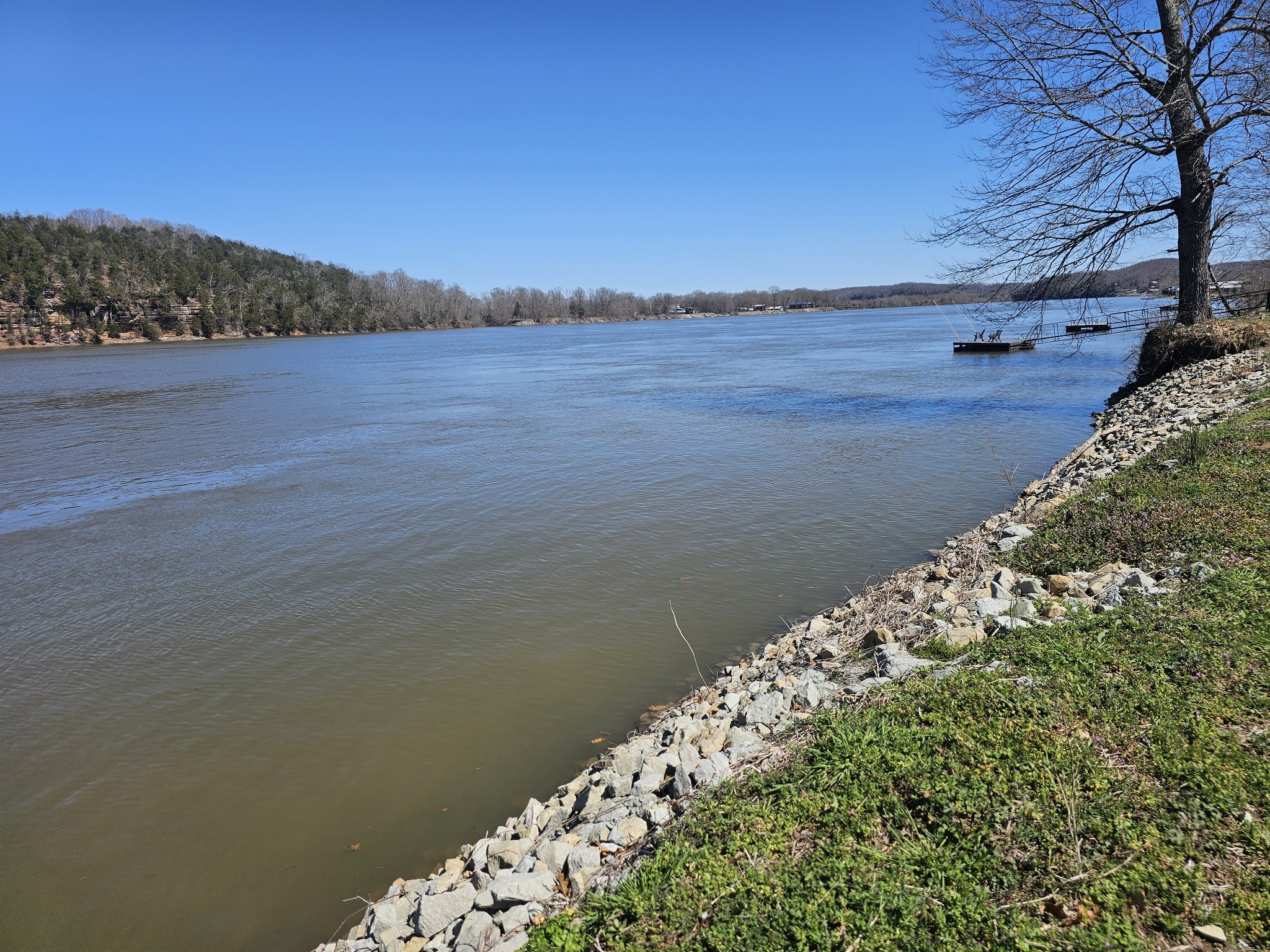 637 River Front Dr Property Photo