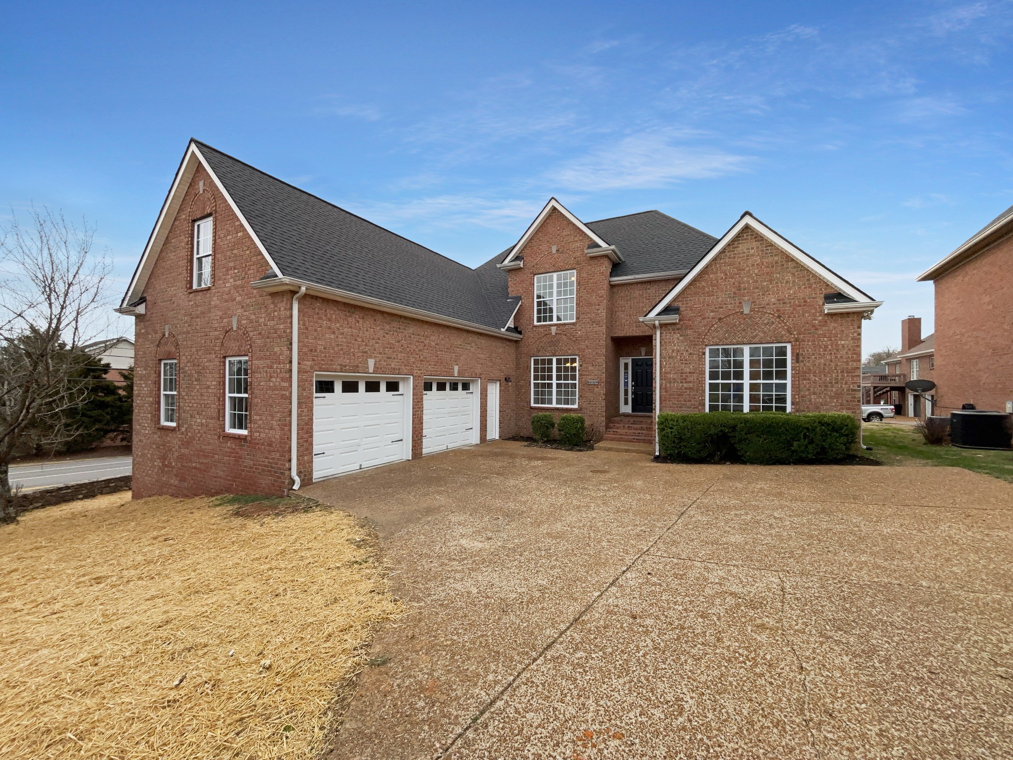 101 Country Hills Dr Property Photo 1