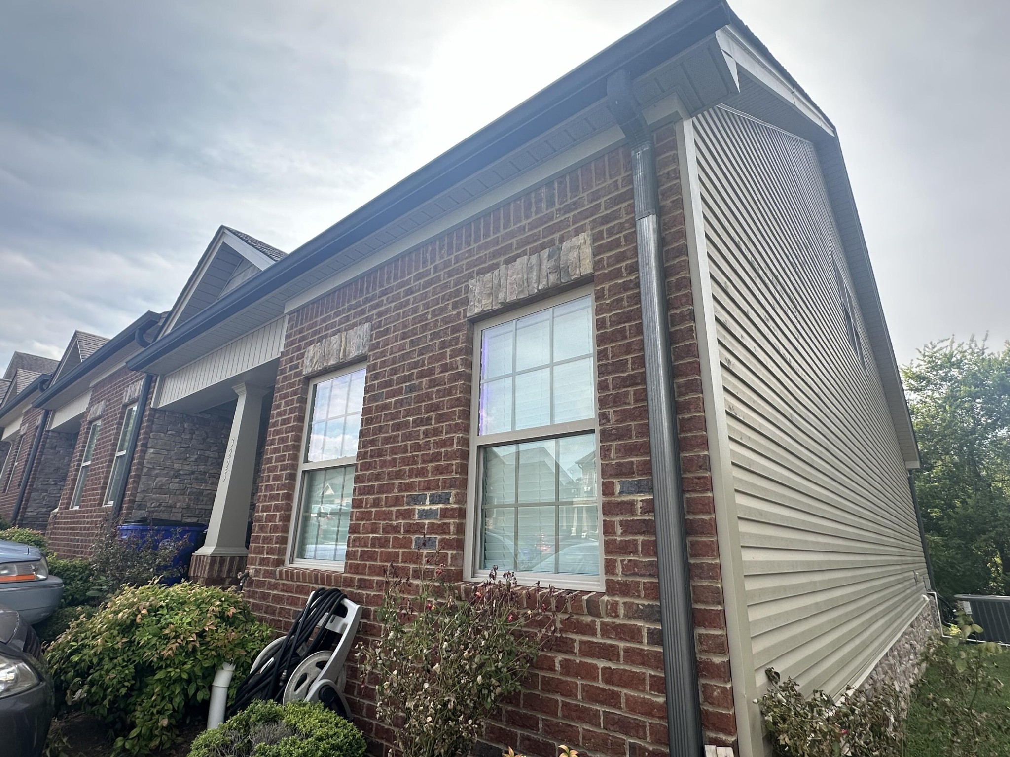 3225 Weeks Horizon Place, Ne Property Photo