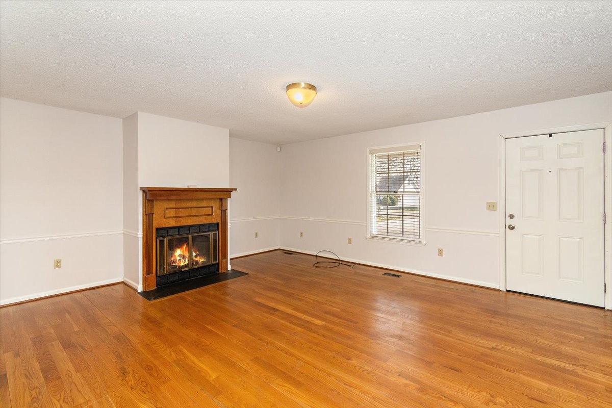 3950 Country Park Ln Property Photo 15