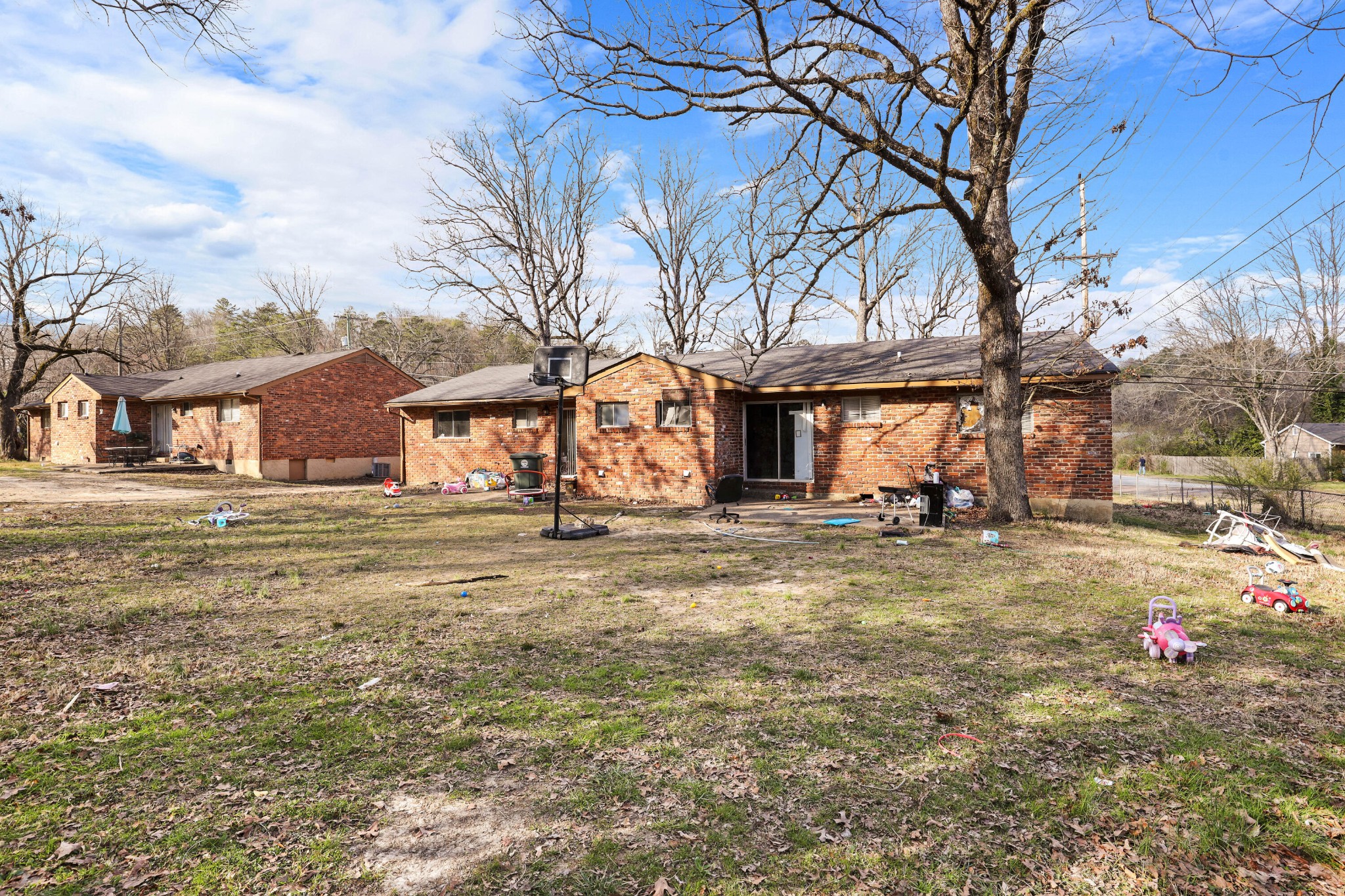 958 Ely Road Property Photo 3