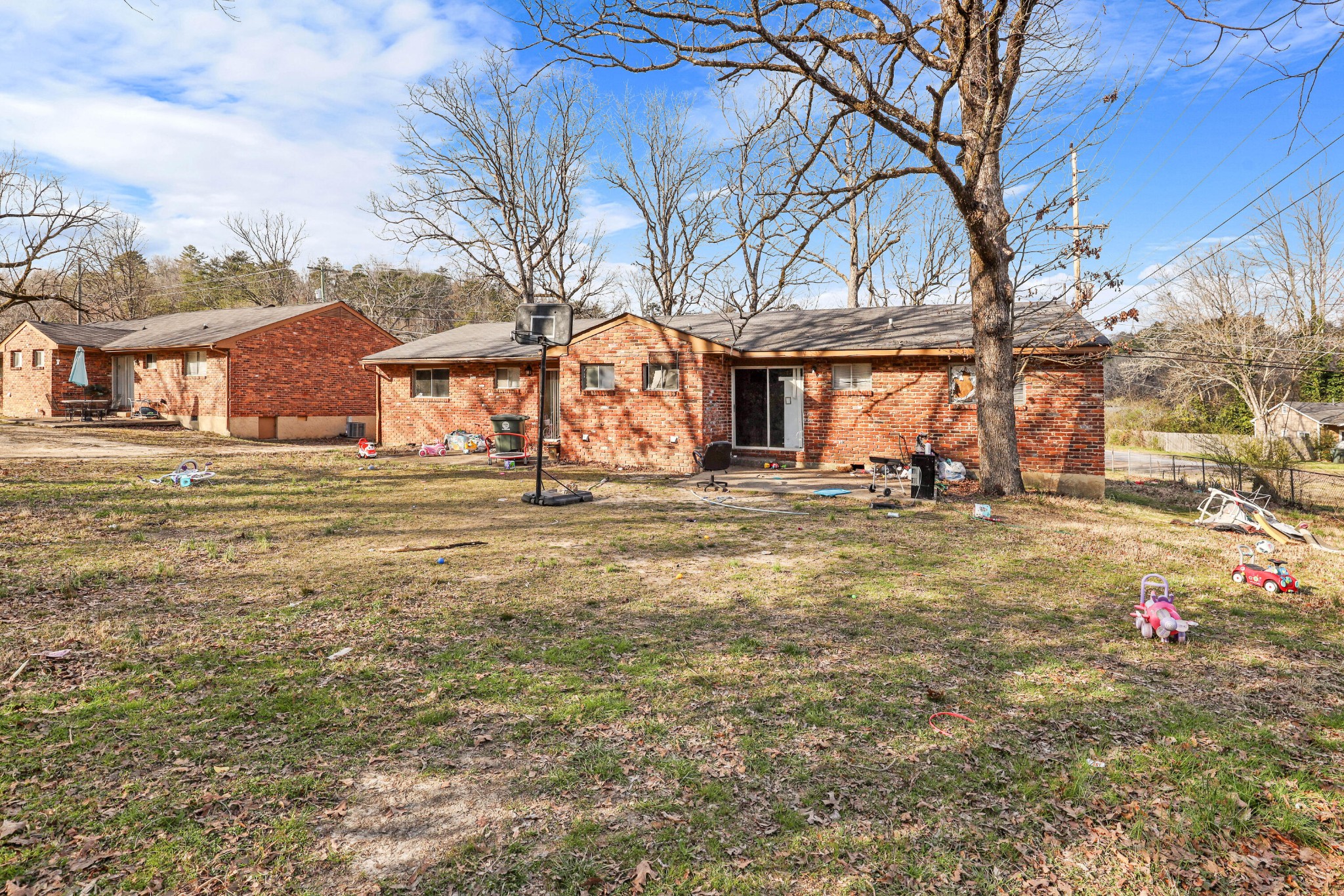 958 Ely Road Property Photo 4