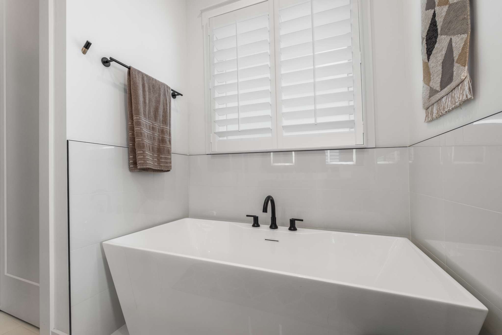 5723 Willoughby Way Property Photo 23