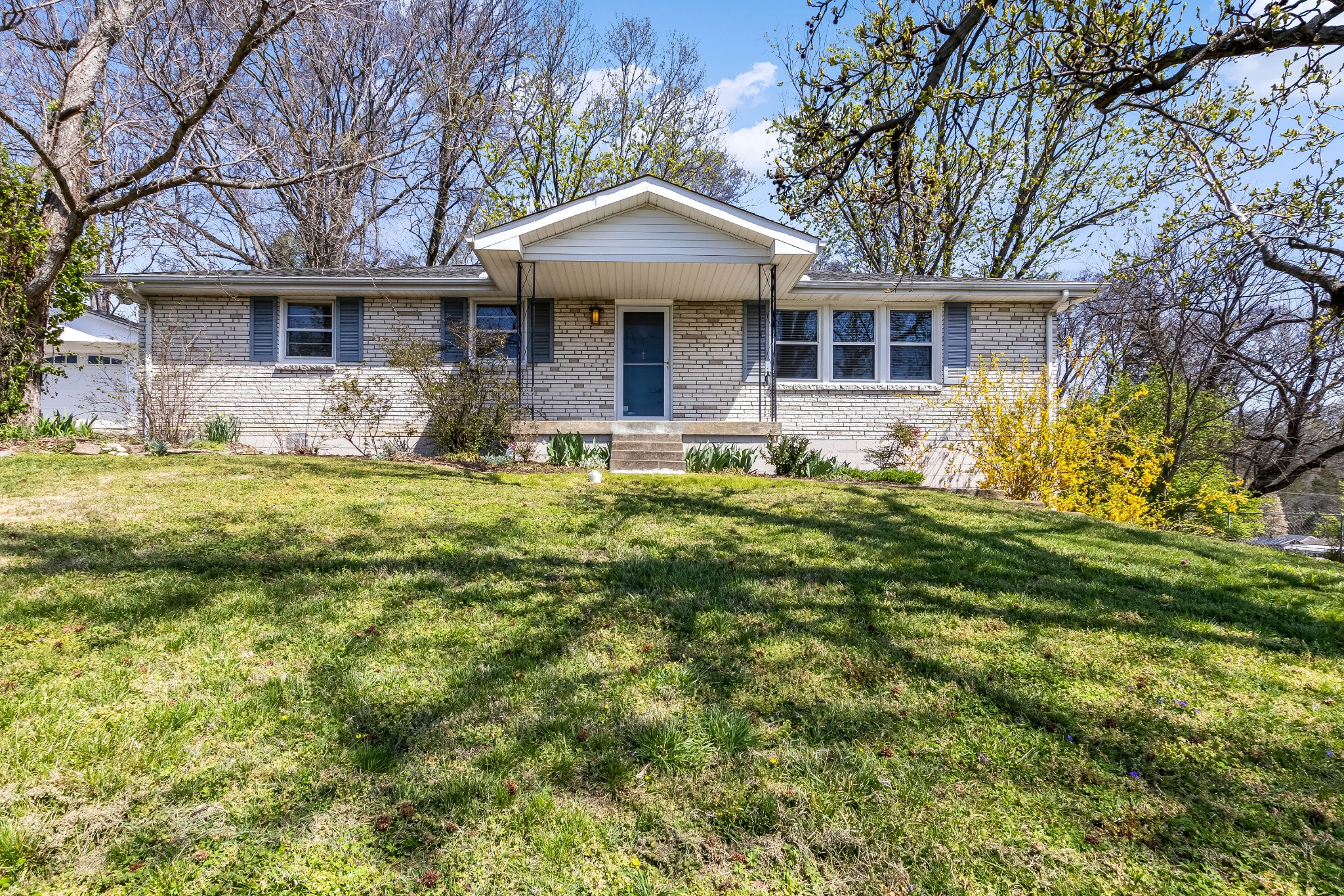 602 Glenpark Dr Property Photo