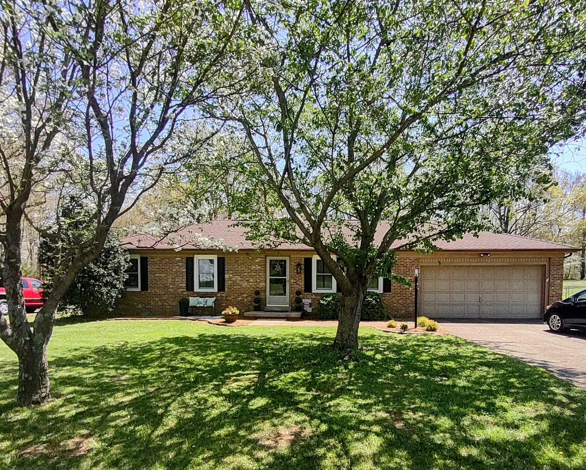 Lyon County Middle School Real Estate Listings Main Image