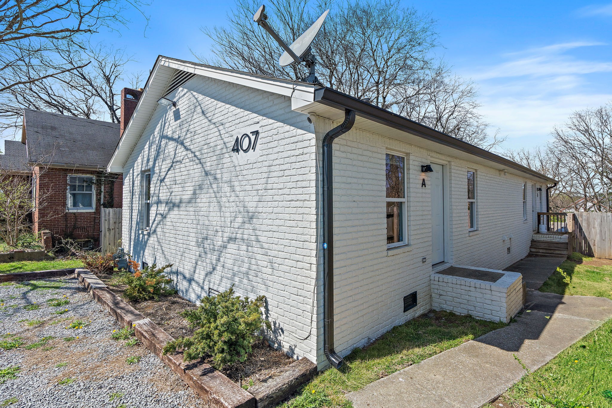 407 Edwin St Property Photo 1
