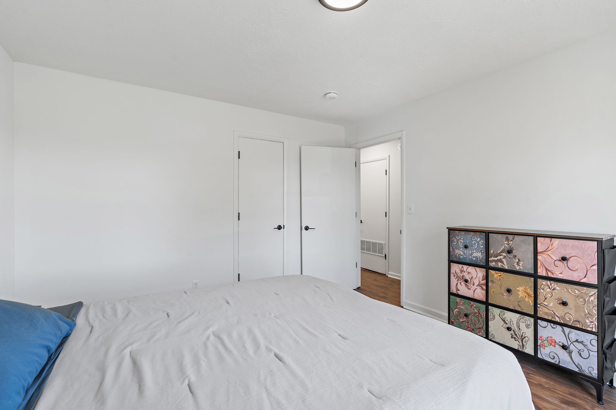 407 Edwin St Property Photo 15