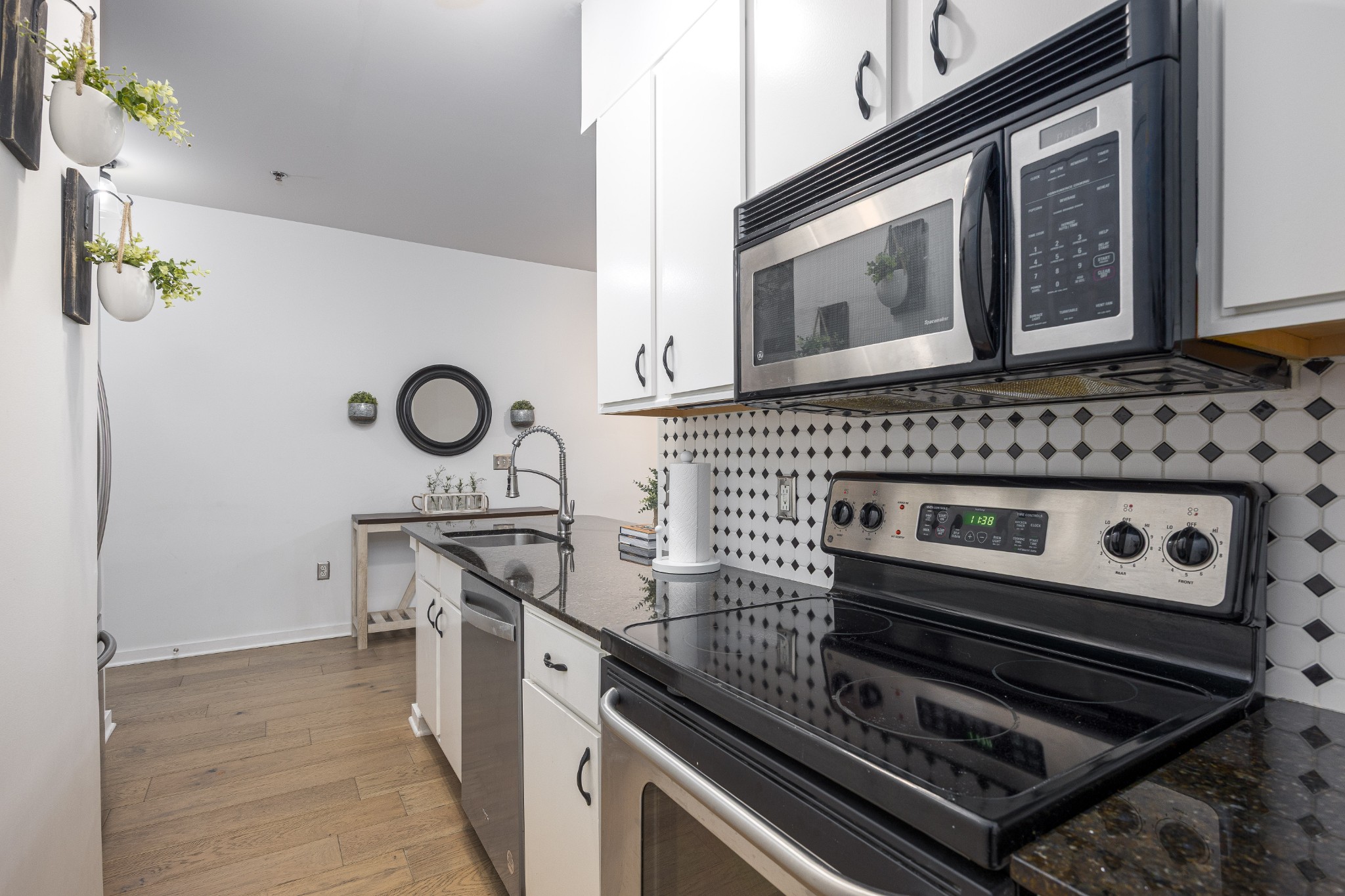 1803 Broadway Property Photo 10