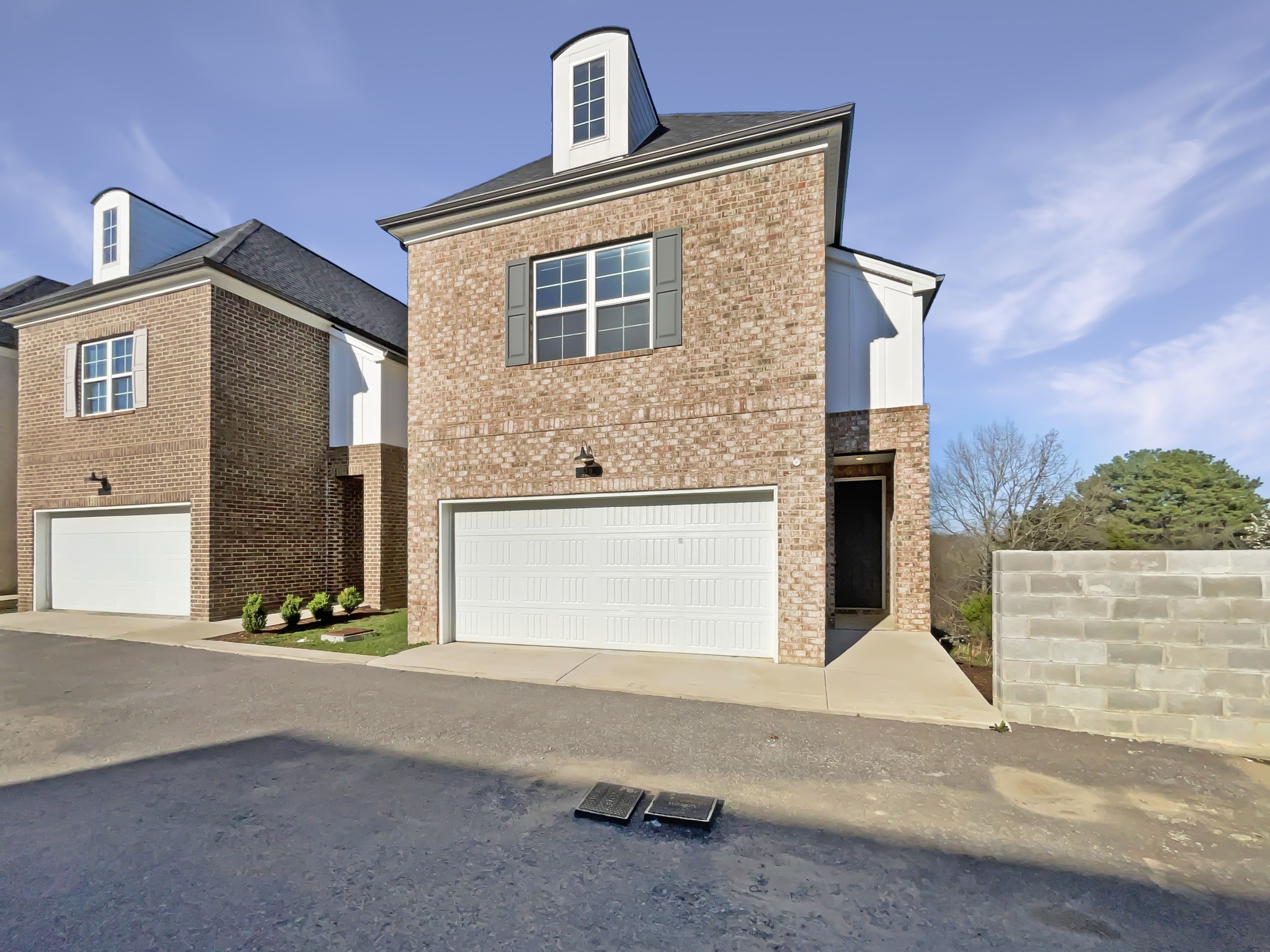 2656 Lakevilla Dr Property Photo 1