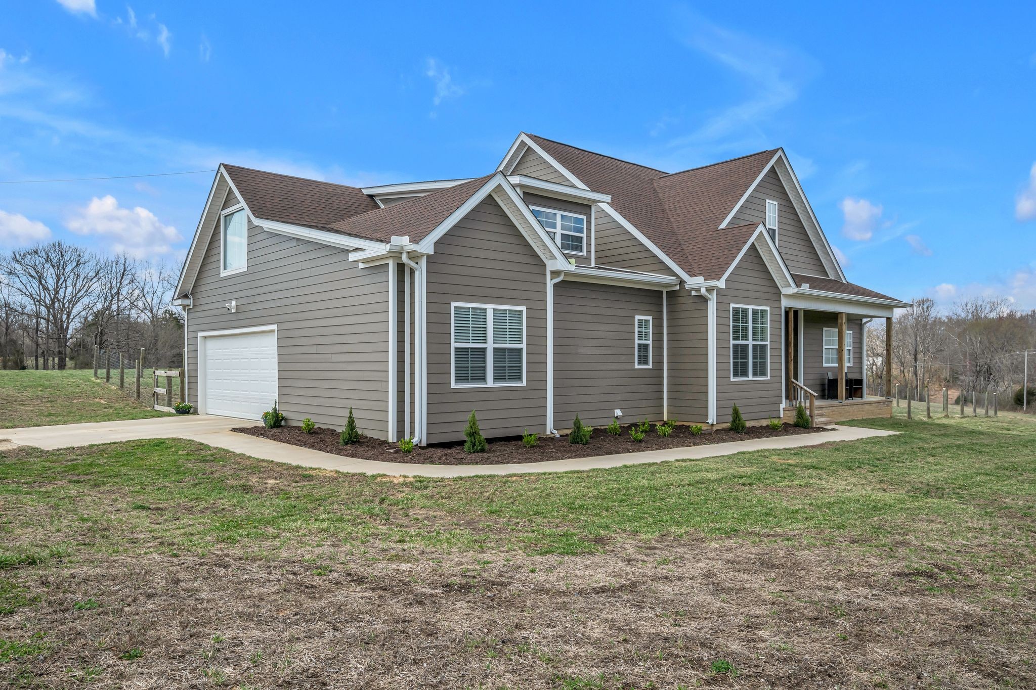 10114 Ashley Ln Property Photo 3