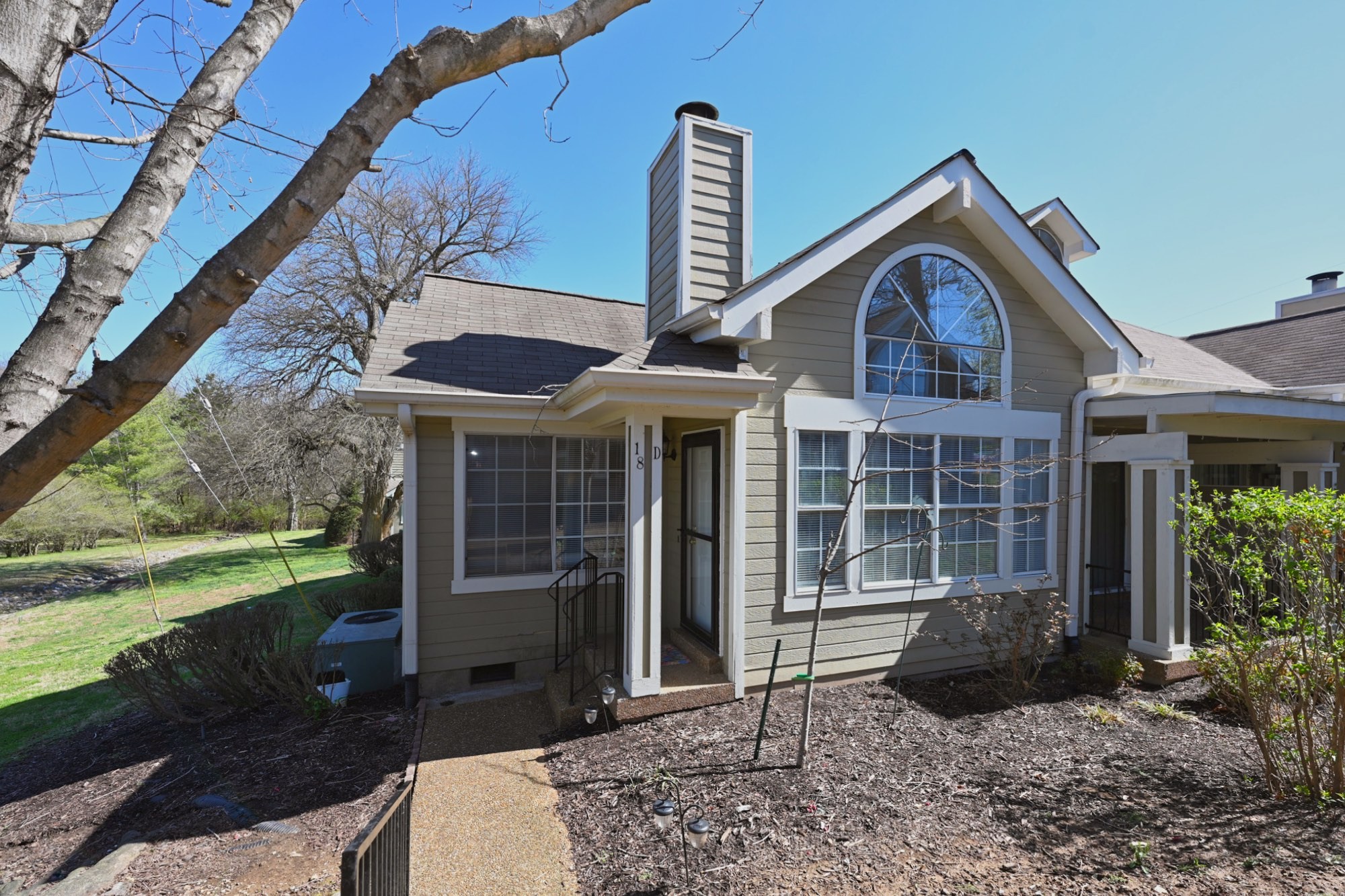 129 Cherry Hill Dr Property Photo 1